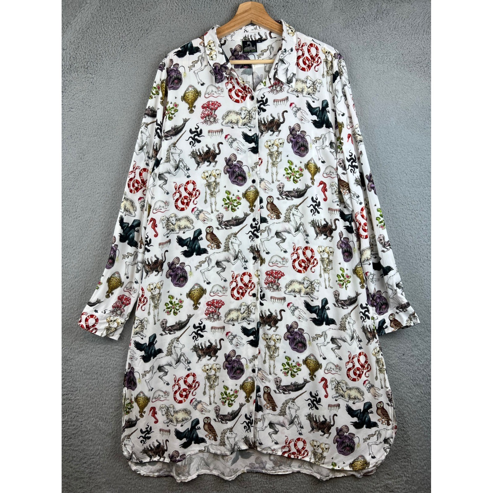 Pretty Snake Mythical Creatures Rayon Button Down Shirt Dress White XL