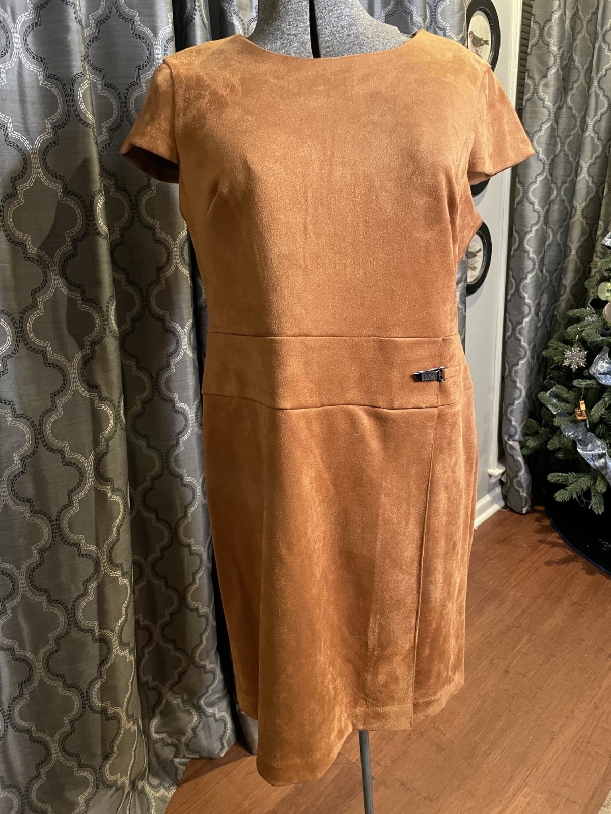 NWT DKNY Cap-Sleeve Sheath Faux Suede Dress Womens Size 14
