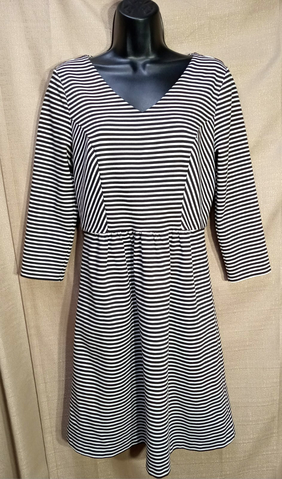 The Limited Womens Size Small A Line Black And White Striped Zip Hook Back Dress