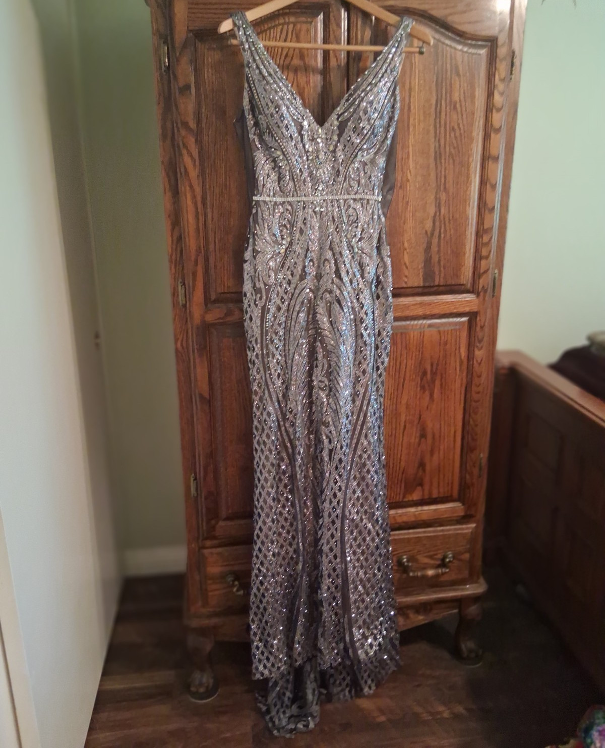 Jovani Silver Beaded Sequin Sleeveless Pageant Formal Gown 6 55819A PLEASE READ!