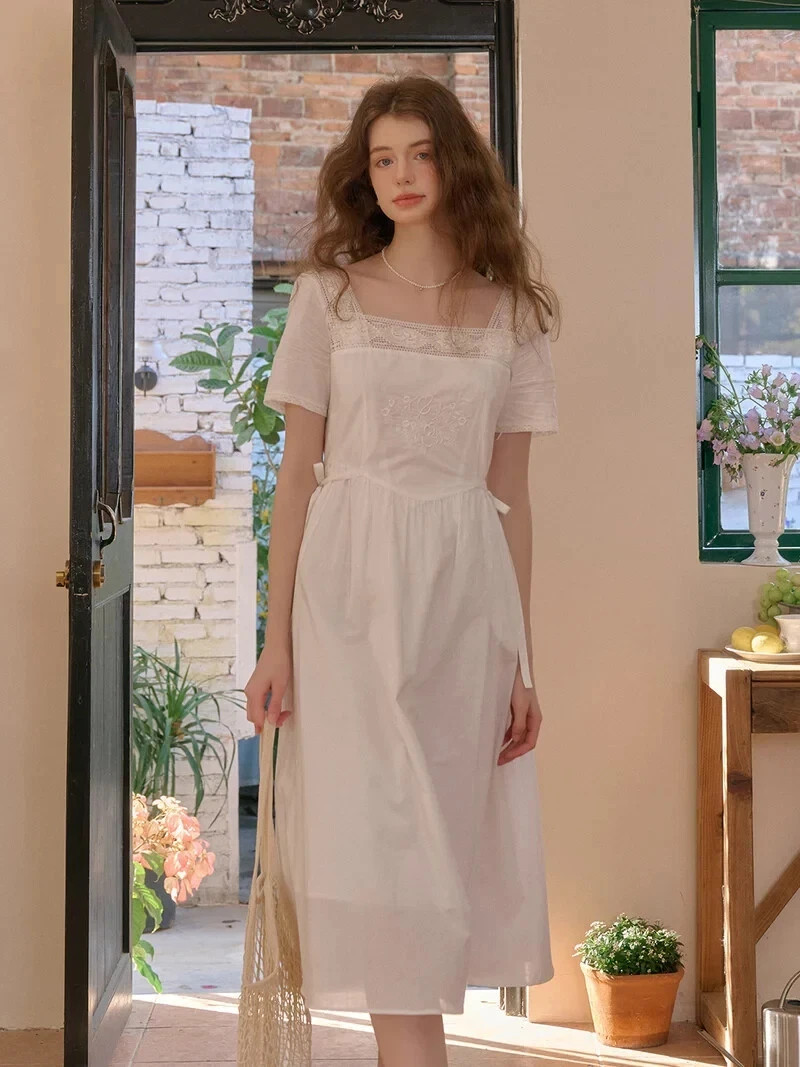 Kathy Square Neck Embroidery White Cotton Dress Size XS