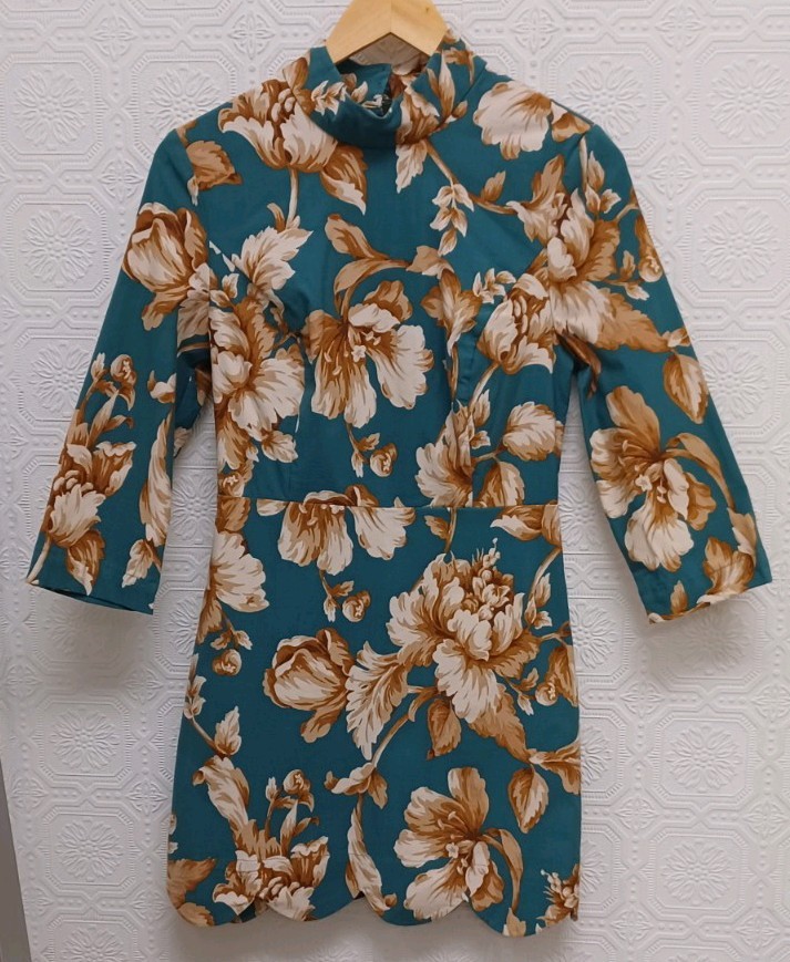 NWT Maeve Green and Tan Floral Scallop Hem Long Sleeve Dress Misses Size 4