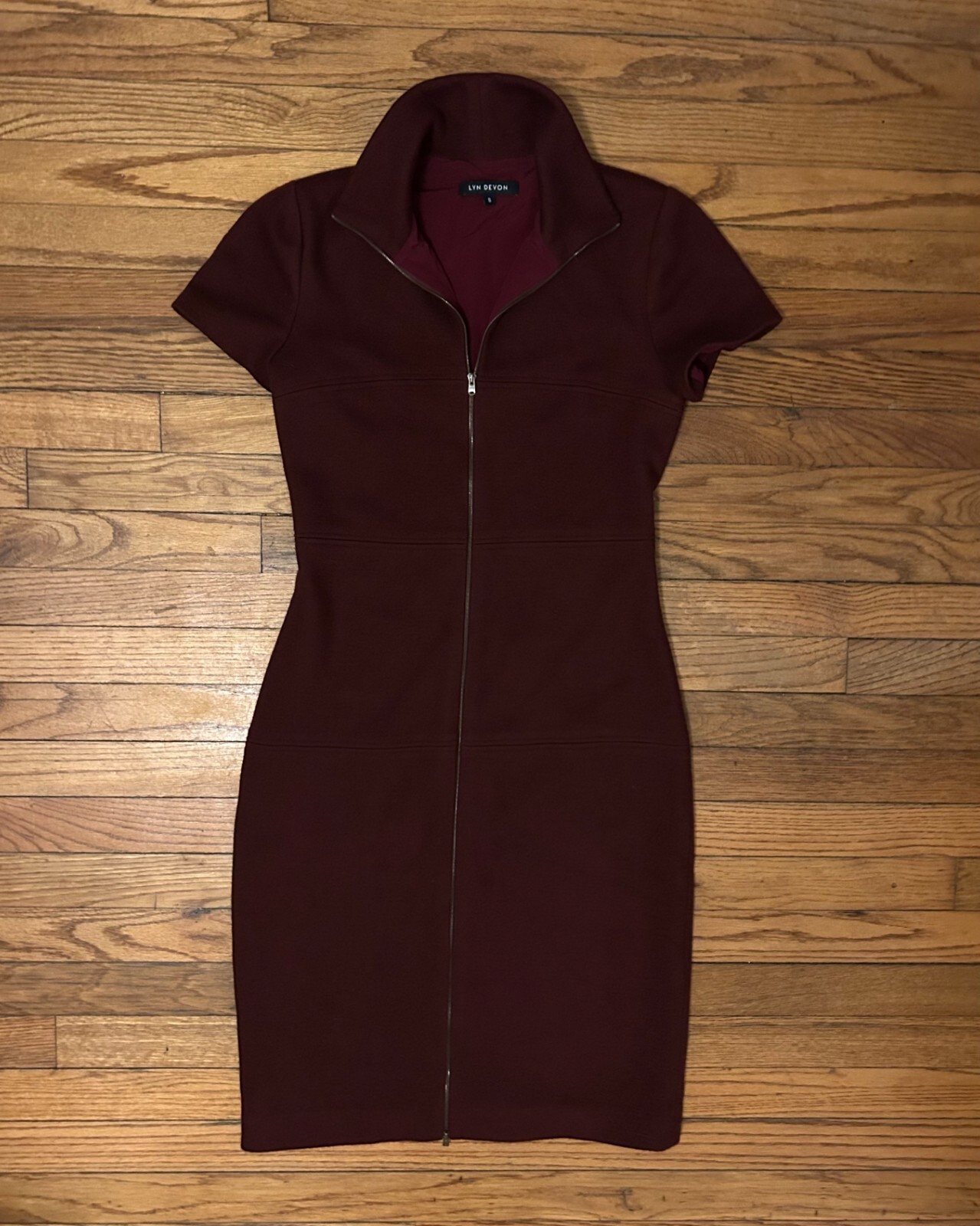 LYN DEVON Virgin Wool & Cashmere Blend Full-Zip Burgundy Dress (size: 6)