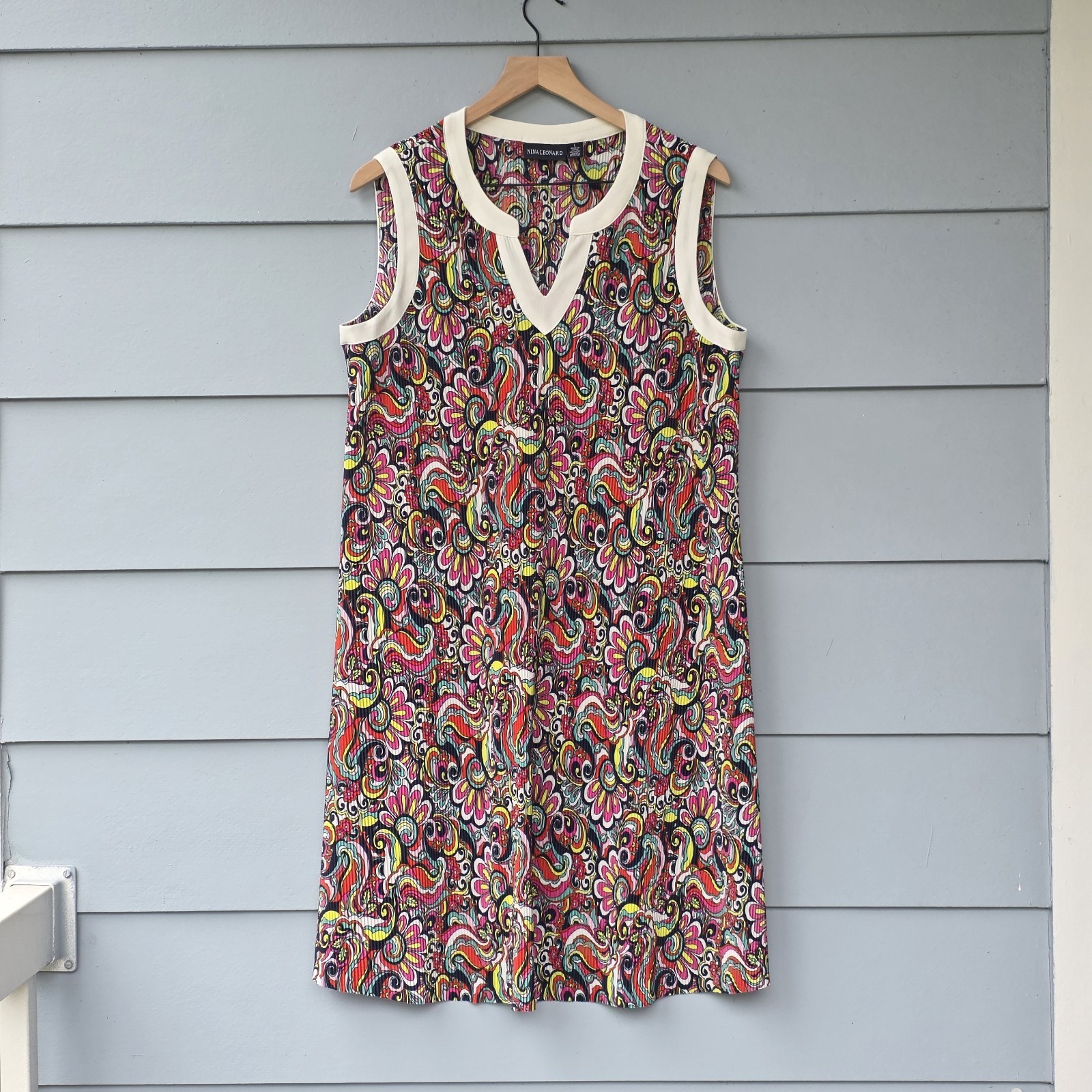 Nina Leonard Multicolor Floral Shift Midi Dress V-Neck Sleeveless Size L