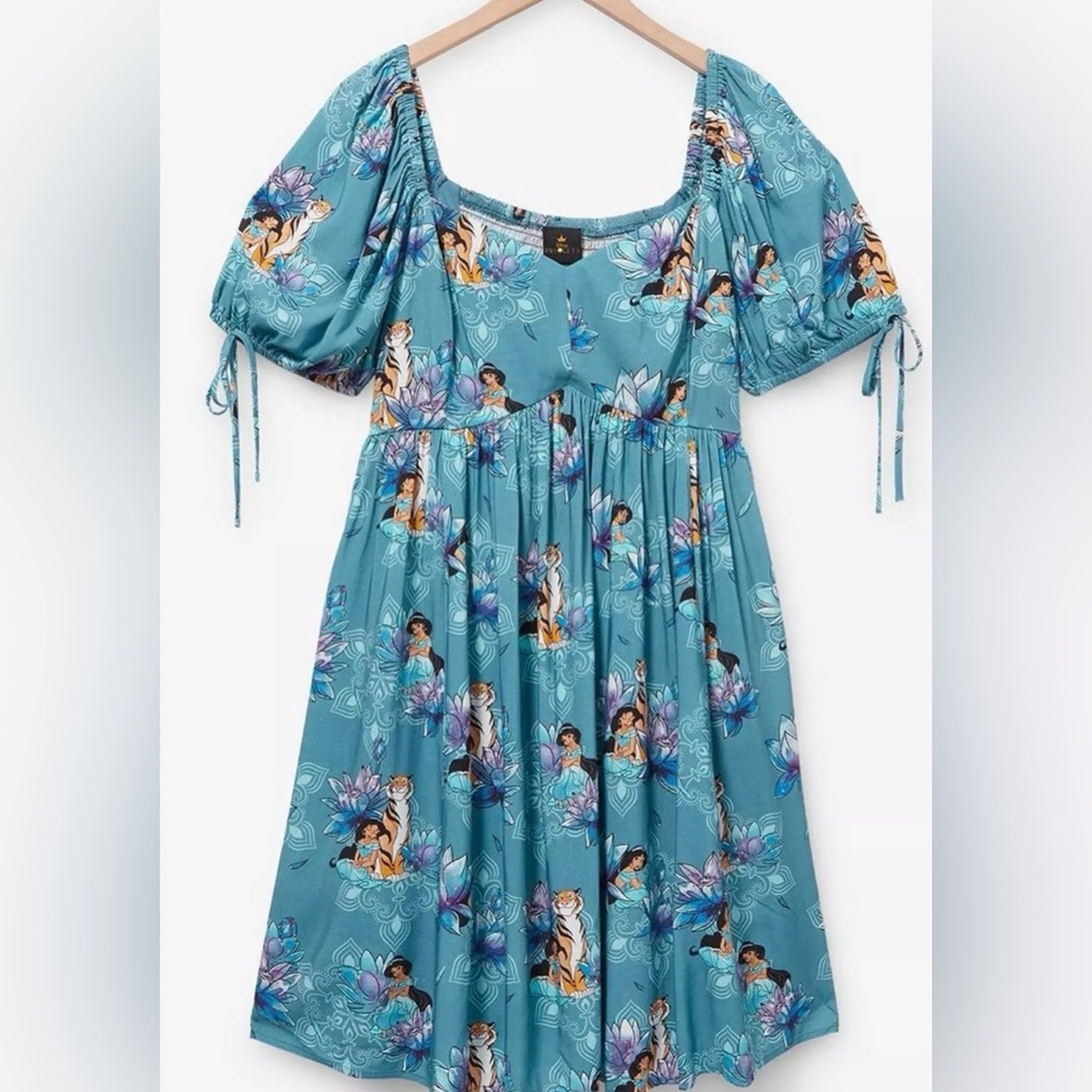 NWOT HER UNIVERSE DISNEY Aladdin Princess Jasmine Floral Midi Dress 4X