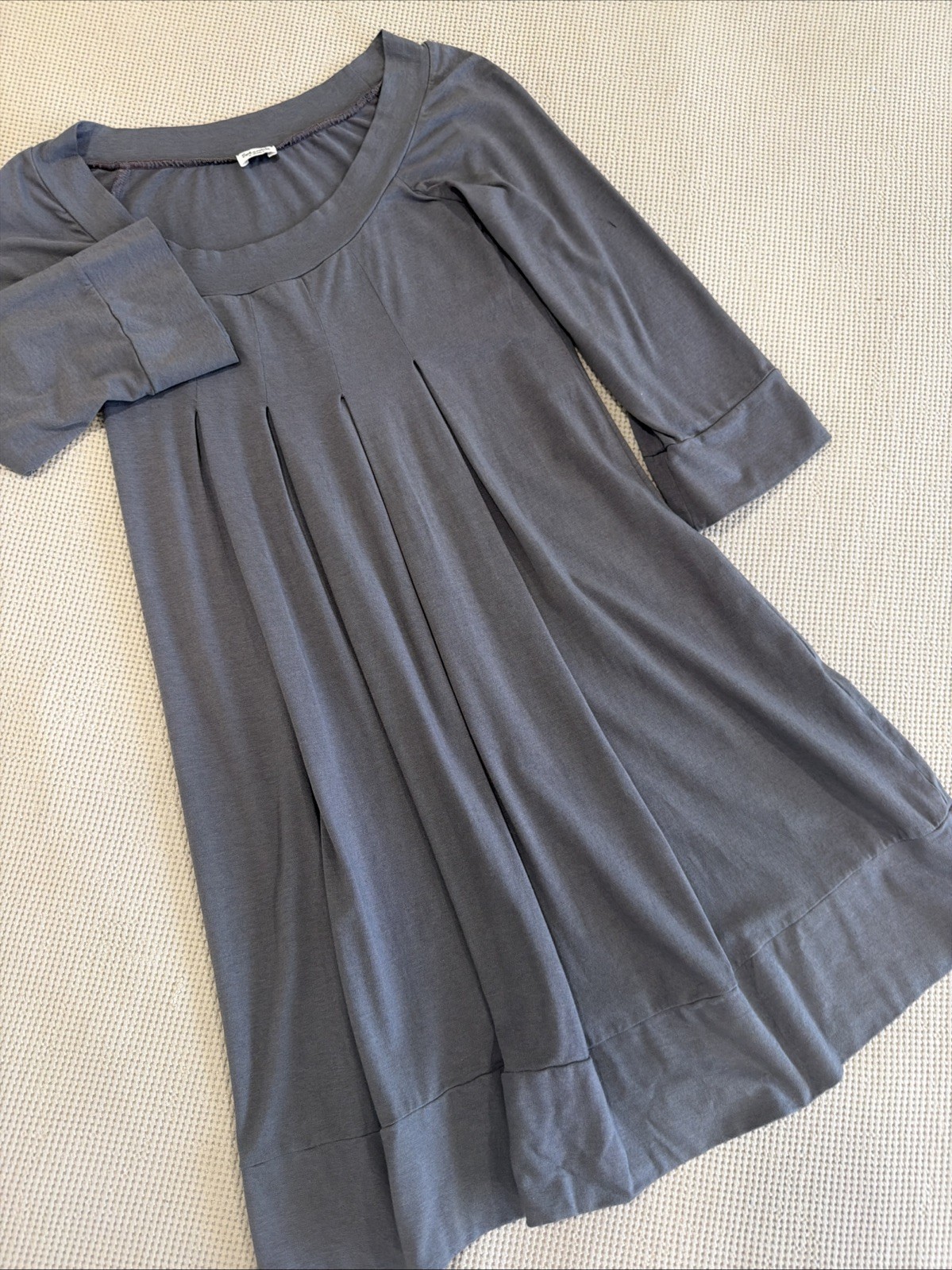 Splendid Gray Long Sleeve Pleated Scoop Dress Size XS￼￼￼