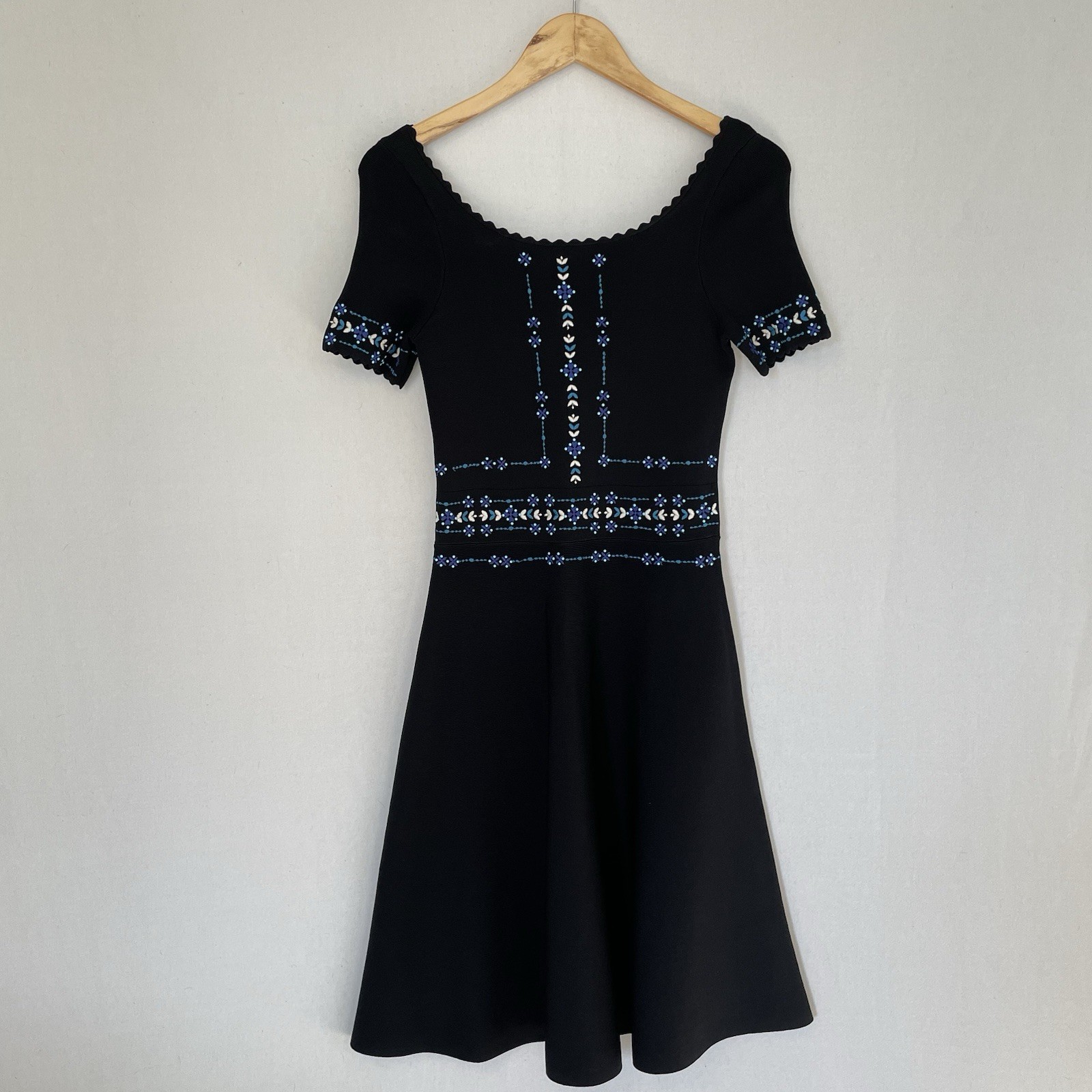 SANDRO Women’s Size 36 US 4/Small Black Scalloped & Beaded Knit A-line Dress