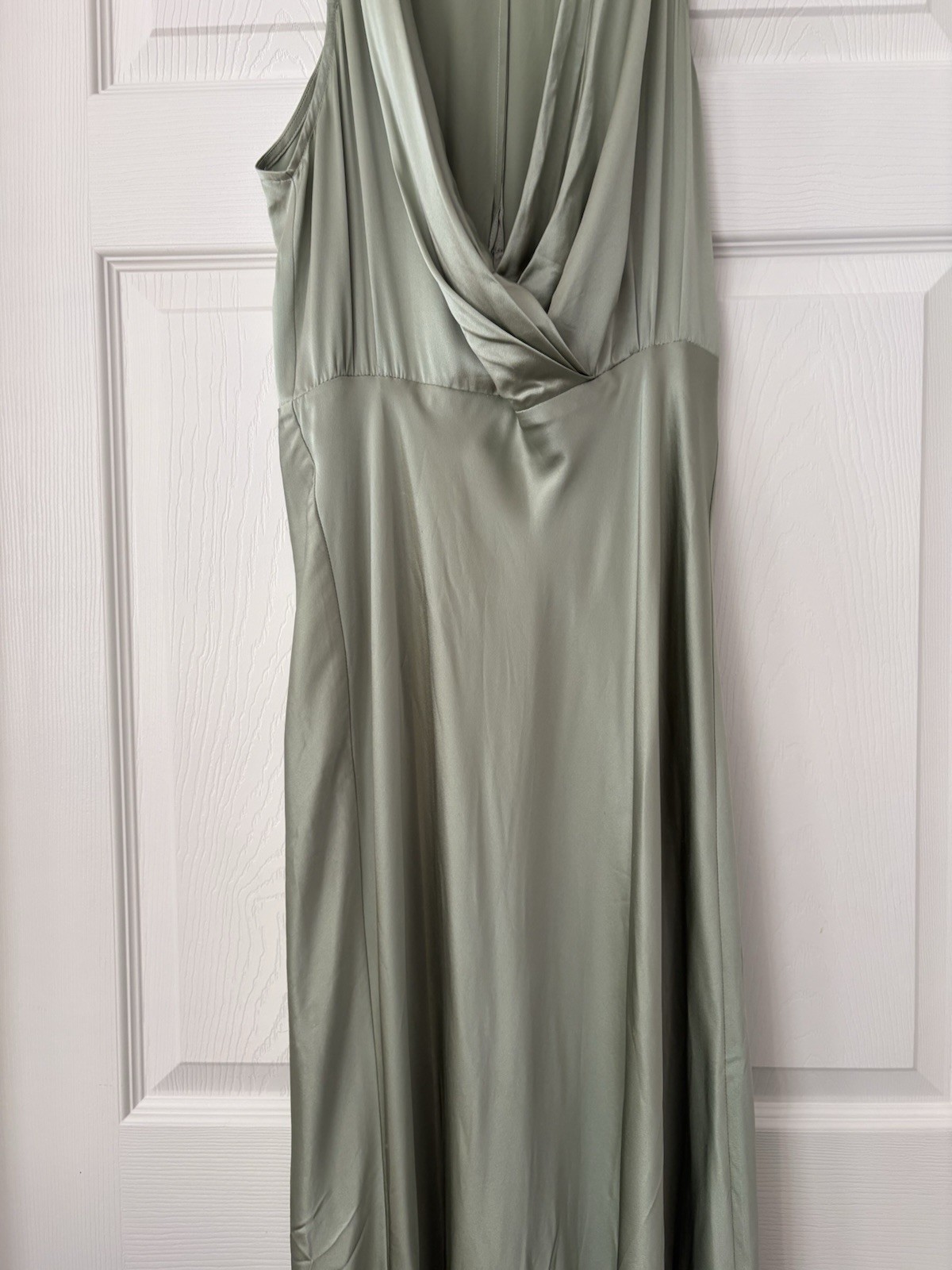 Michelle Mason Green Silk Satin V-Neck Sleeveless Maxi Dress Zip Closure 4