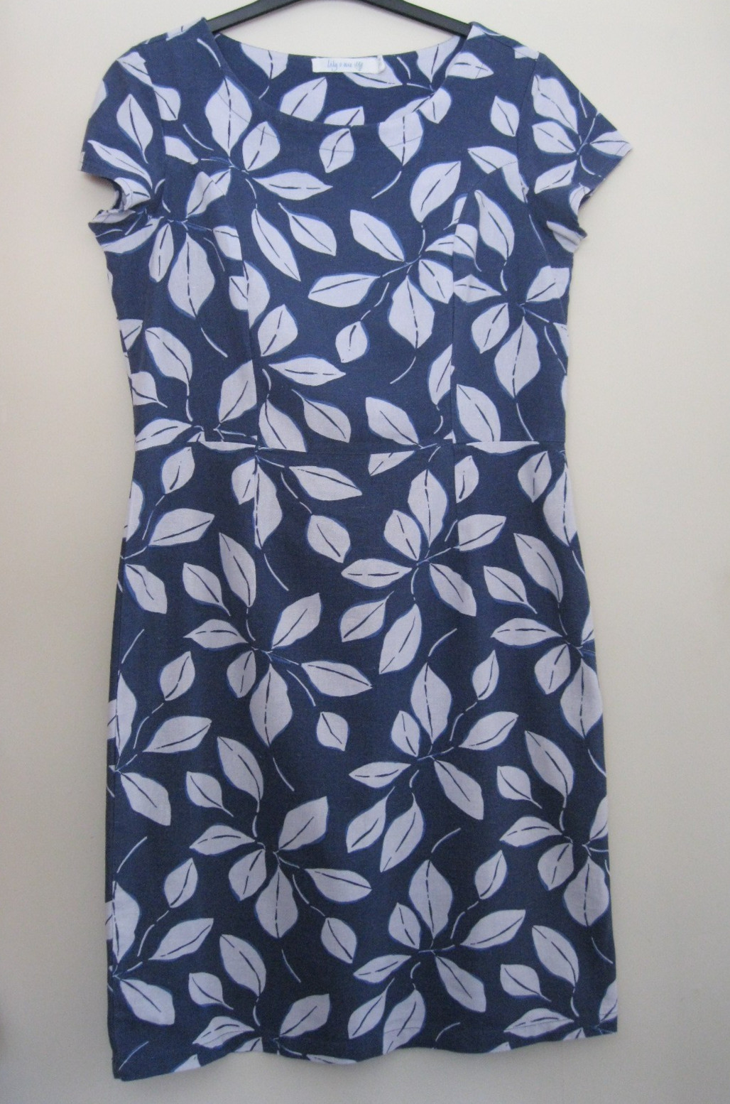 Lily & Me Shift Tea Dress 14 (12) blue + ivory leaves Linen mix, lined, side zip