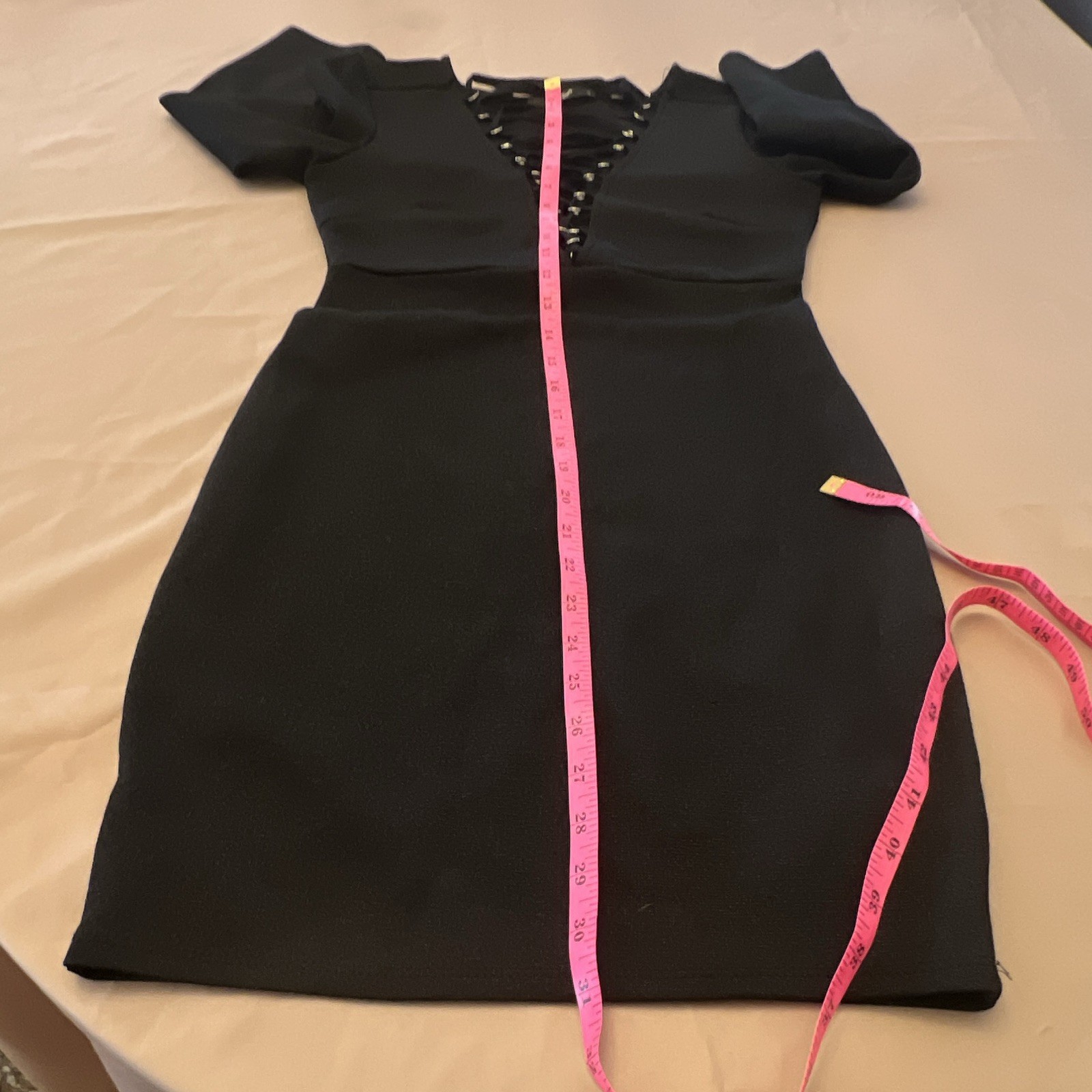 Papaya Black Solid Knit Bodycon V-Neck 3/4 Sleeve Lace-Up Knee Dress S