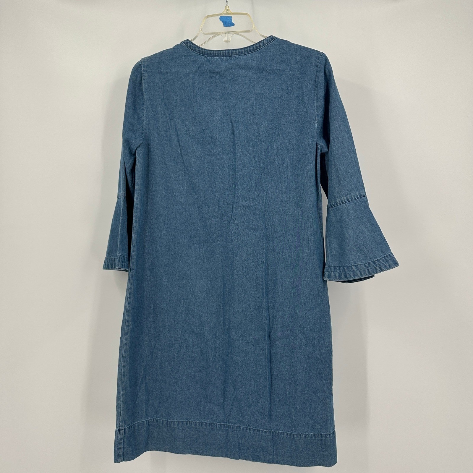 Womens Preppy Chambray Ruffle Shift Dress Size M Feminine Minimalist Southern