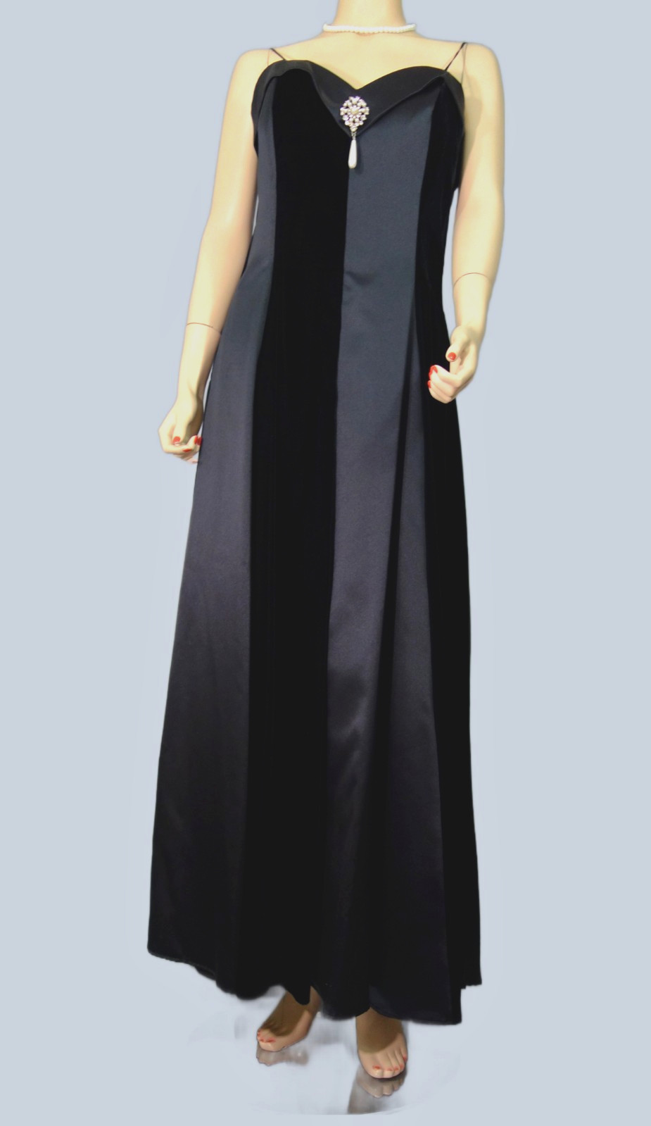 Vintage ~Dave & Johnny Maxi Gown Prom Dress 16 Goth Glam Black Satin & Velvet
