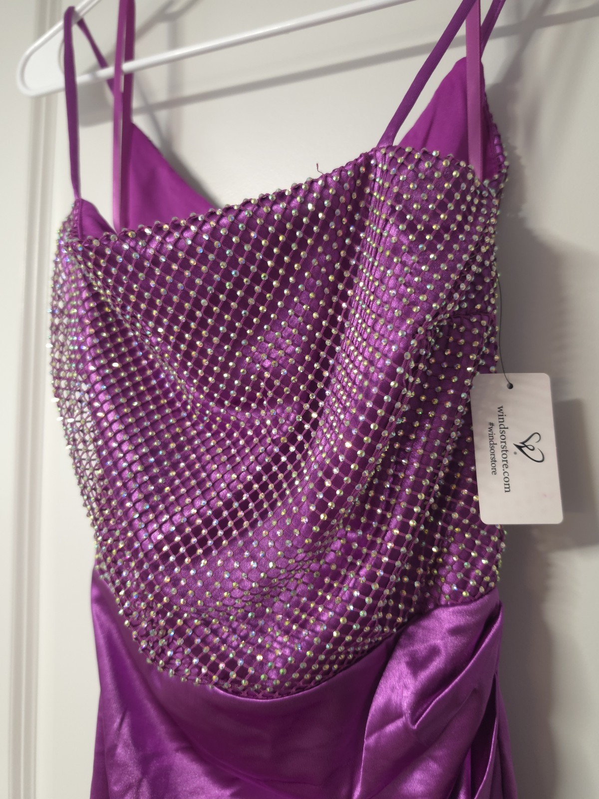 Windsor Women’s Purple Satin Bodycon Dress Cowl Neck Rhinestone Short Size M NWT