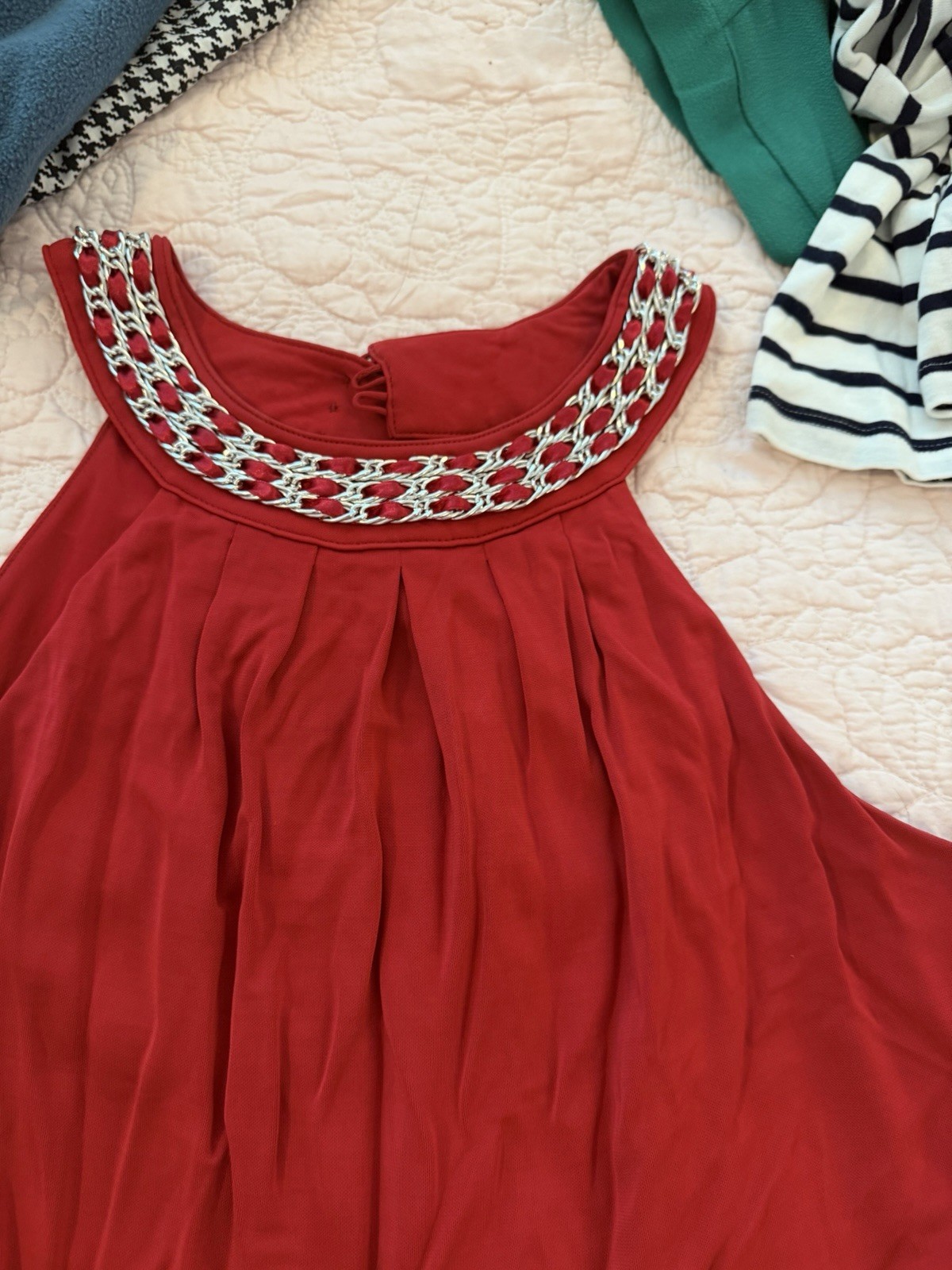 White House Black Market Women’s Red Solid Shift Jersey Dress Chain Neck M