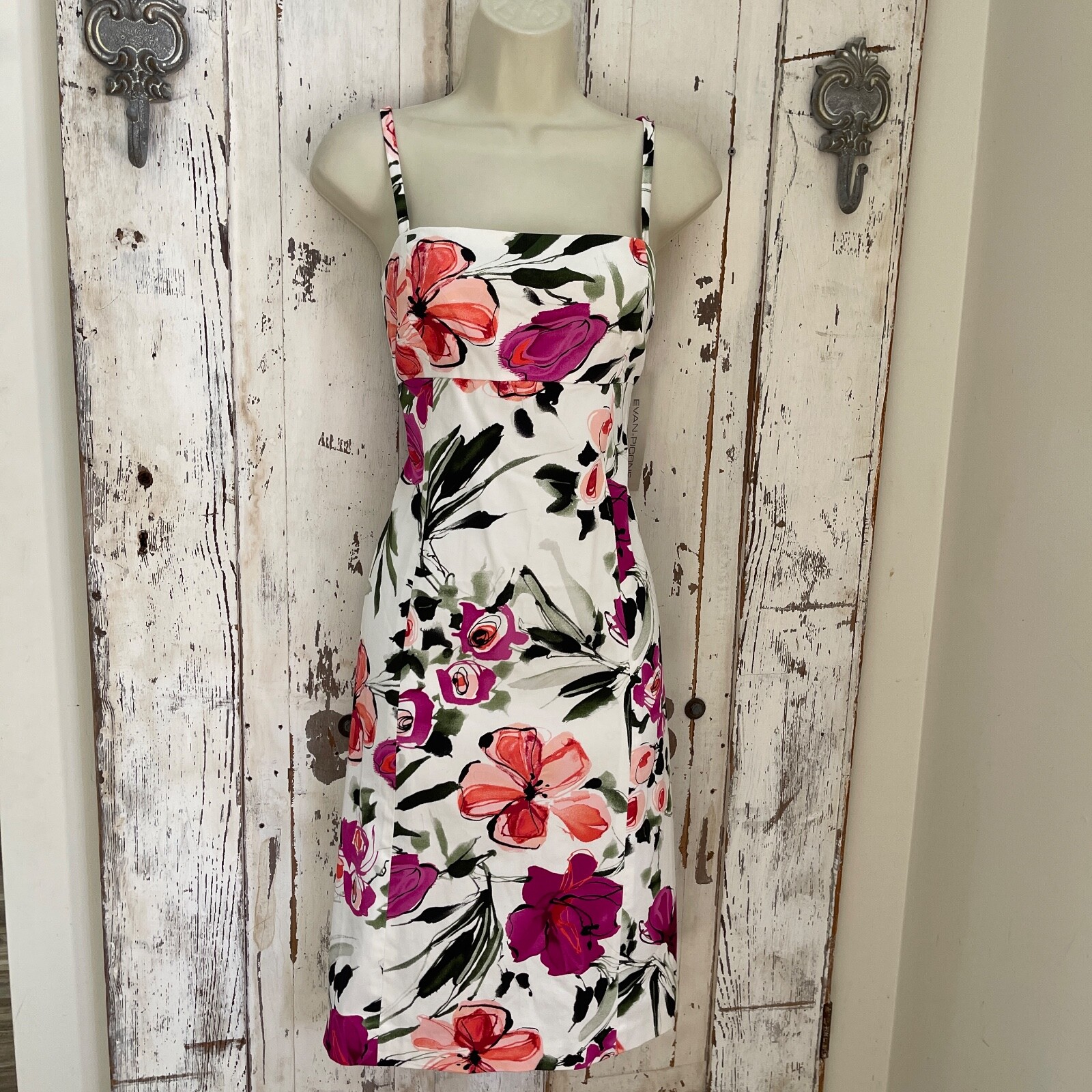 Evan Picone Sz 8 Woman’s White Purple Green Pink Coral Black Floral Classy Dress