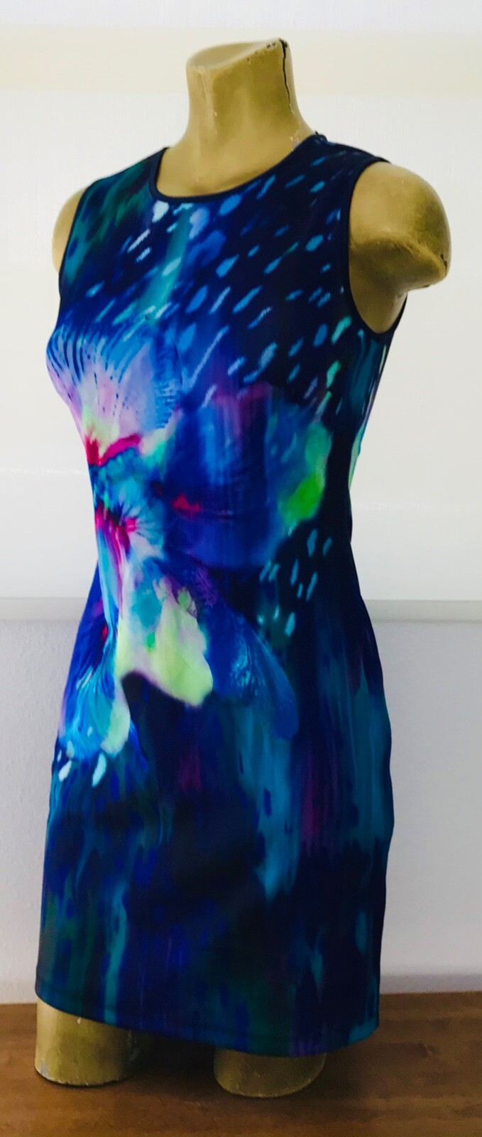 APT. 9 Chic Tropical Watercolor FLORAL Wearable Art Print Shift DRESS XS