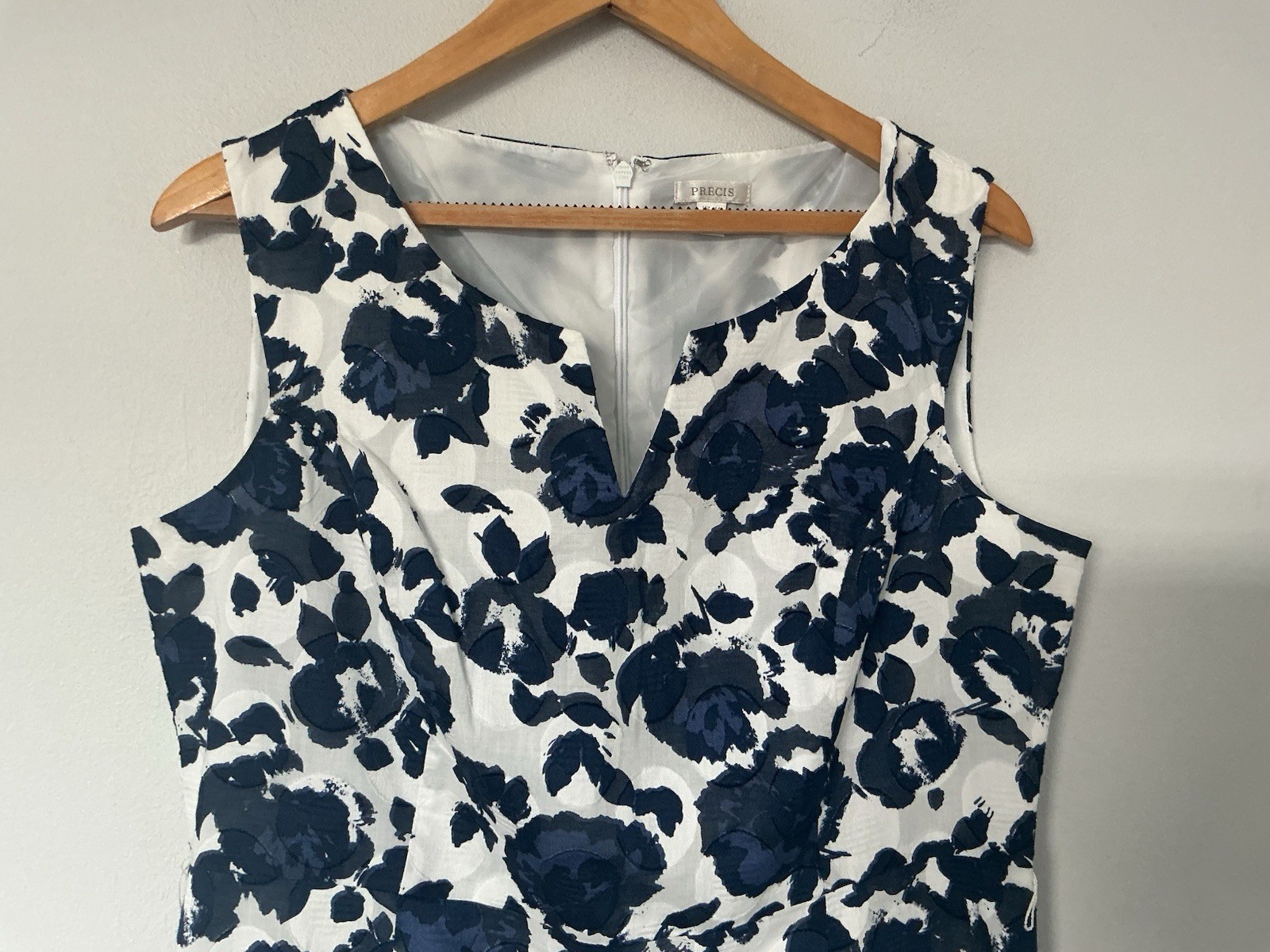 Precis Size 14 Special Occasion Shift Dress Blue Floral V Neck Sleeveless