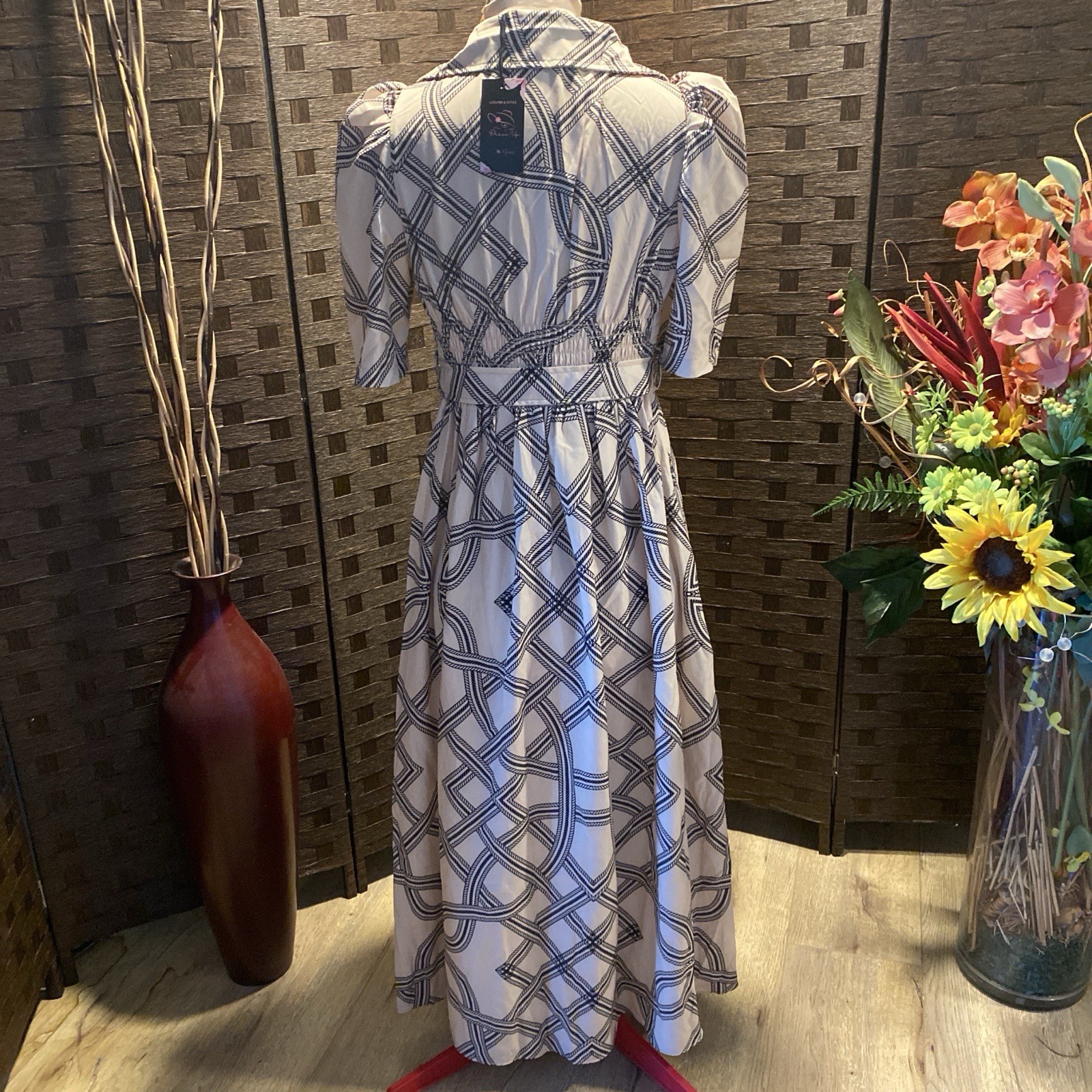 Black & White Geometric Maxi Dress with Belt Fits Small to Medium