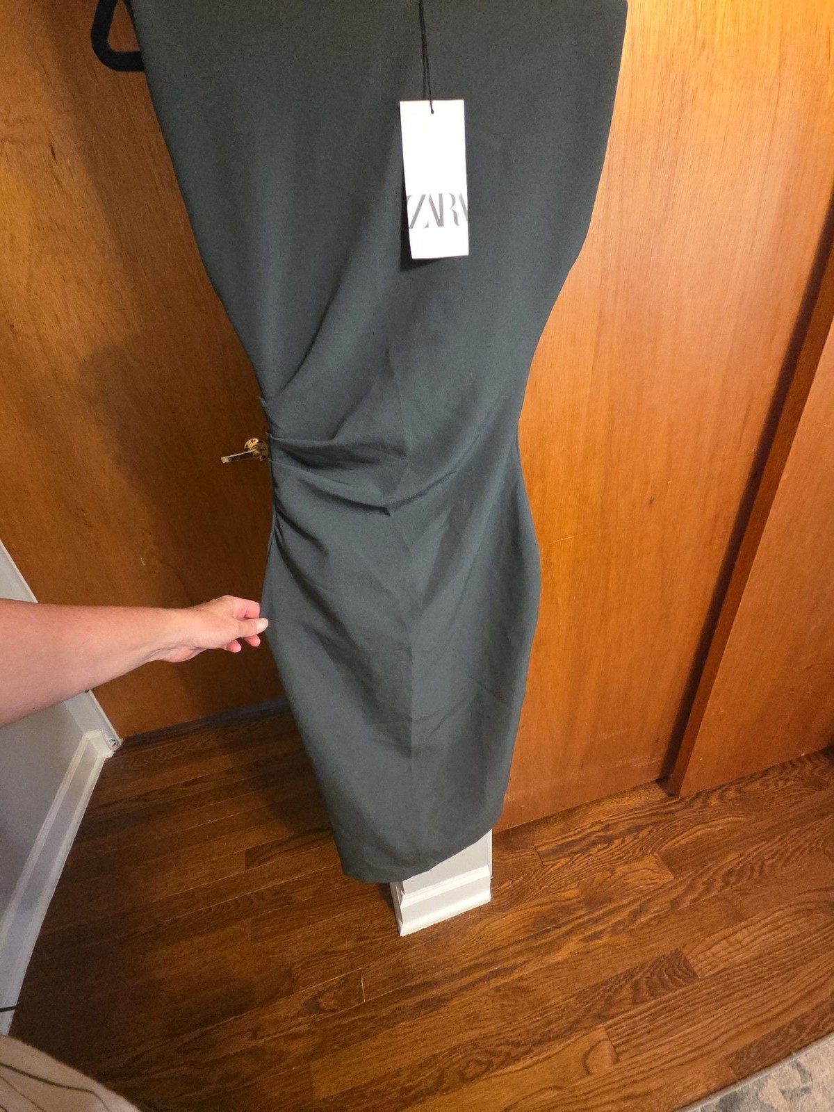 Zara Sleeveless Ruched Midi Bodycon Dress in Dark Green