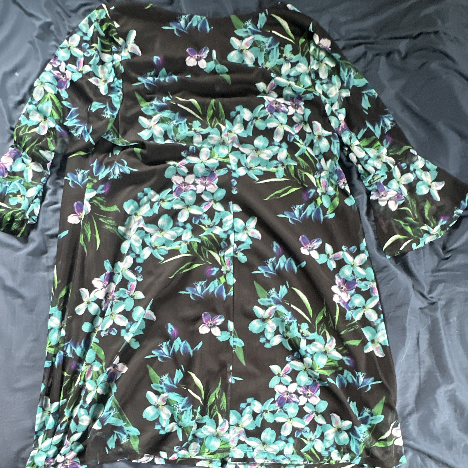 Connected Apparel Women’s Black Floral V-Neck 3/4 Sleeve Knee Dress 16W