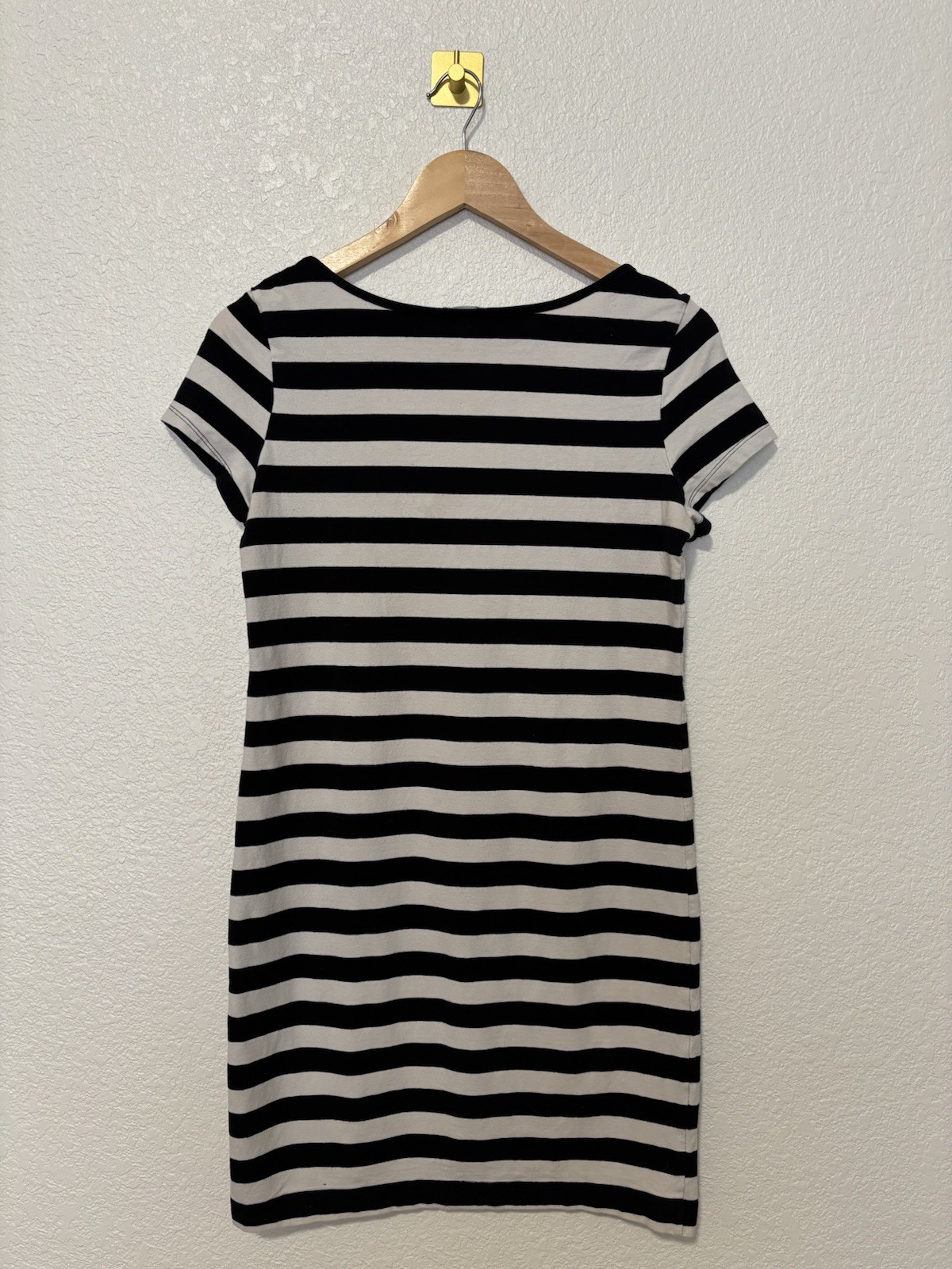 H&M Basic Womens Large Black White Striped Scoop Neck Bodycon T Shirt Dress