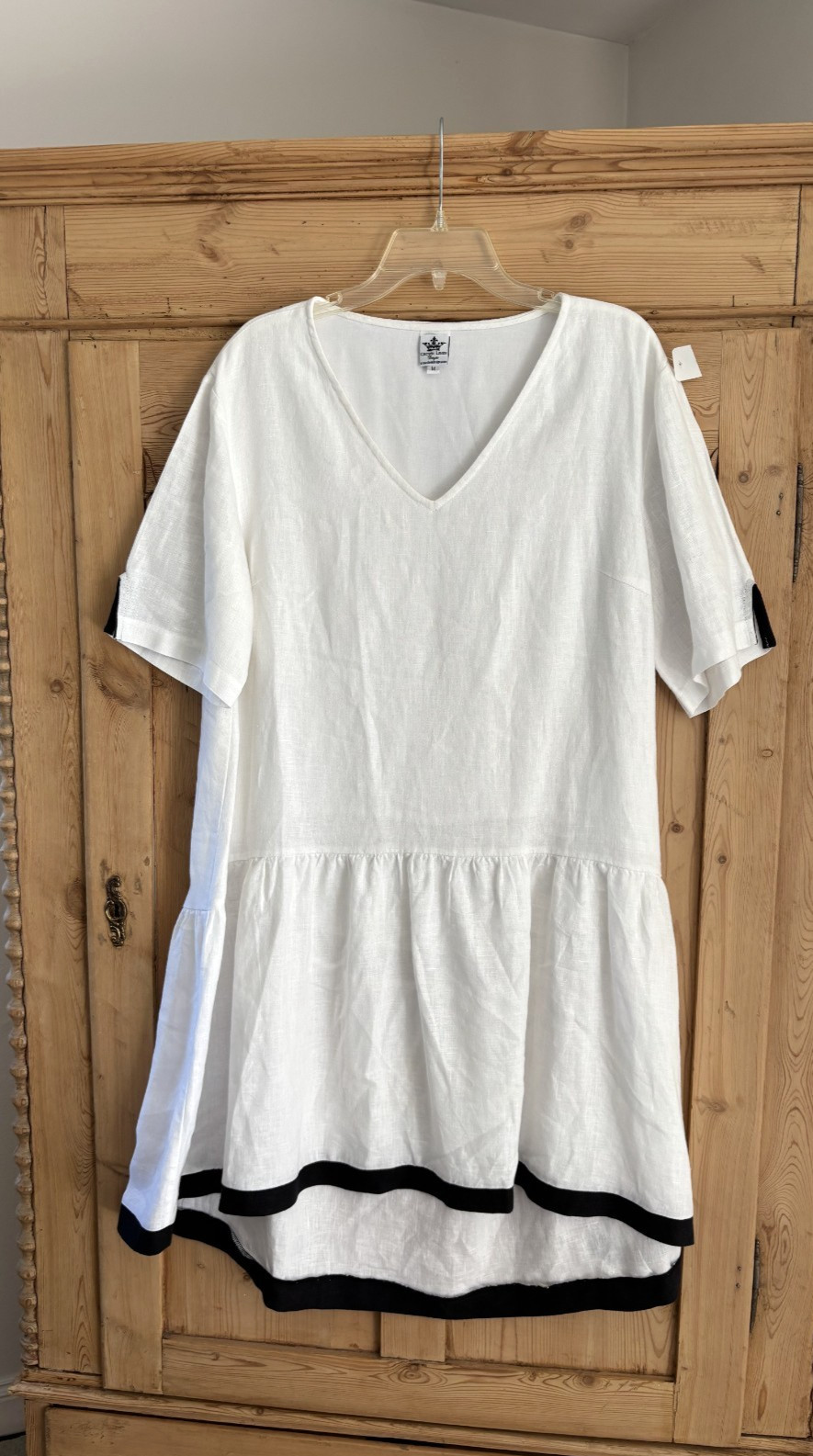 New Crown Linen Designs 100% Linen White Dress Flounce M / L