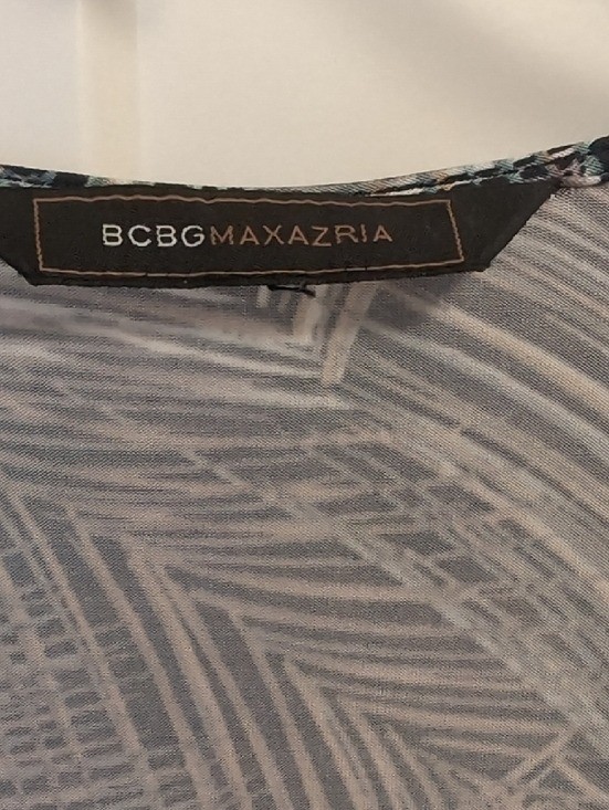 BCBGMaxAzria Patterned V-Neck Midi Dress