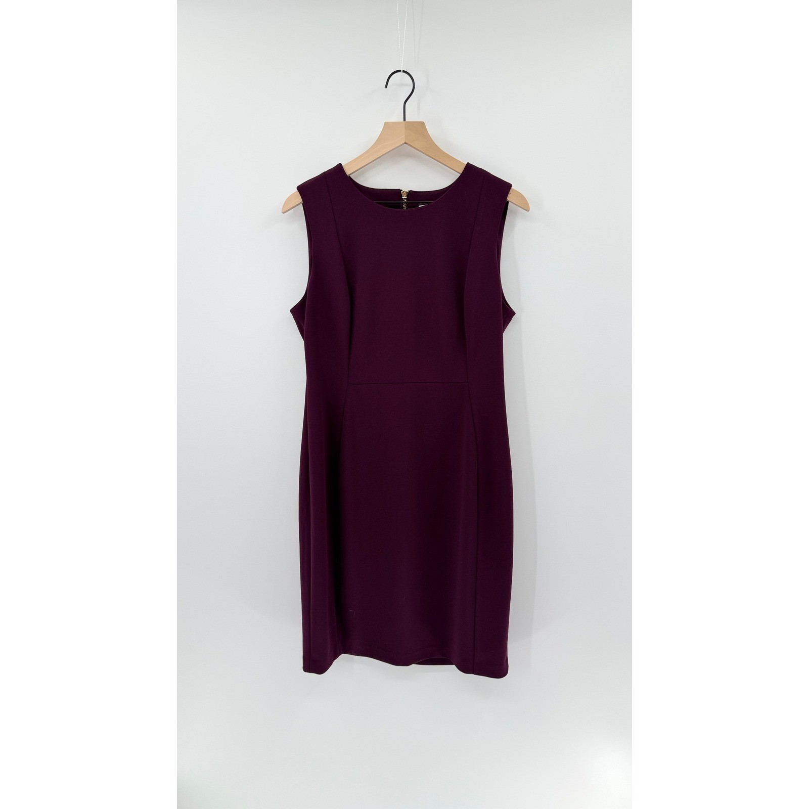 Calvin Klein Professional Classic Purple Sheath Dress Size 14 EUC Cocktail Party