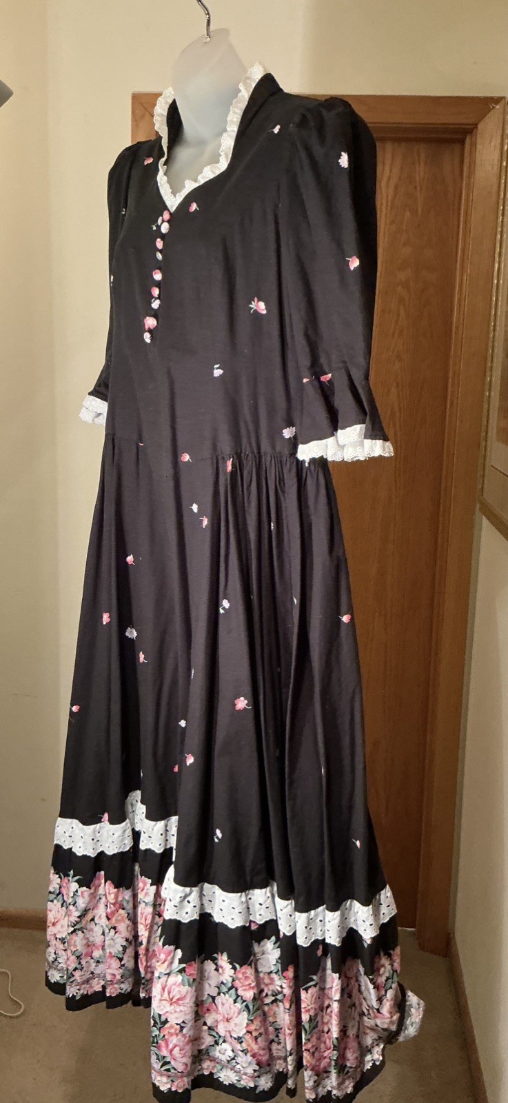 Handmade Pioneers OKTOBERFEST DIRNDL US black and pink full-length maxi 10 EU 38