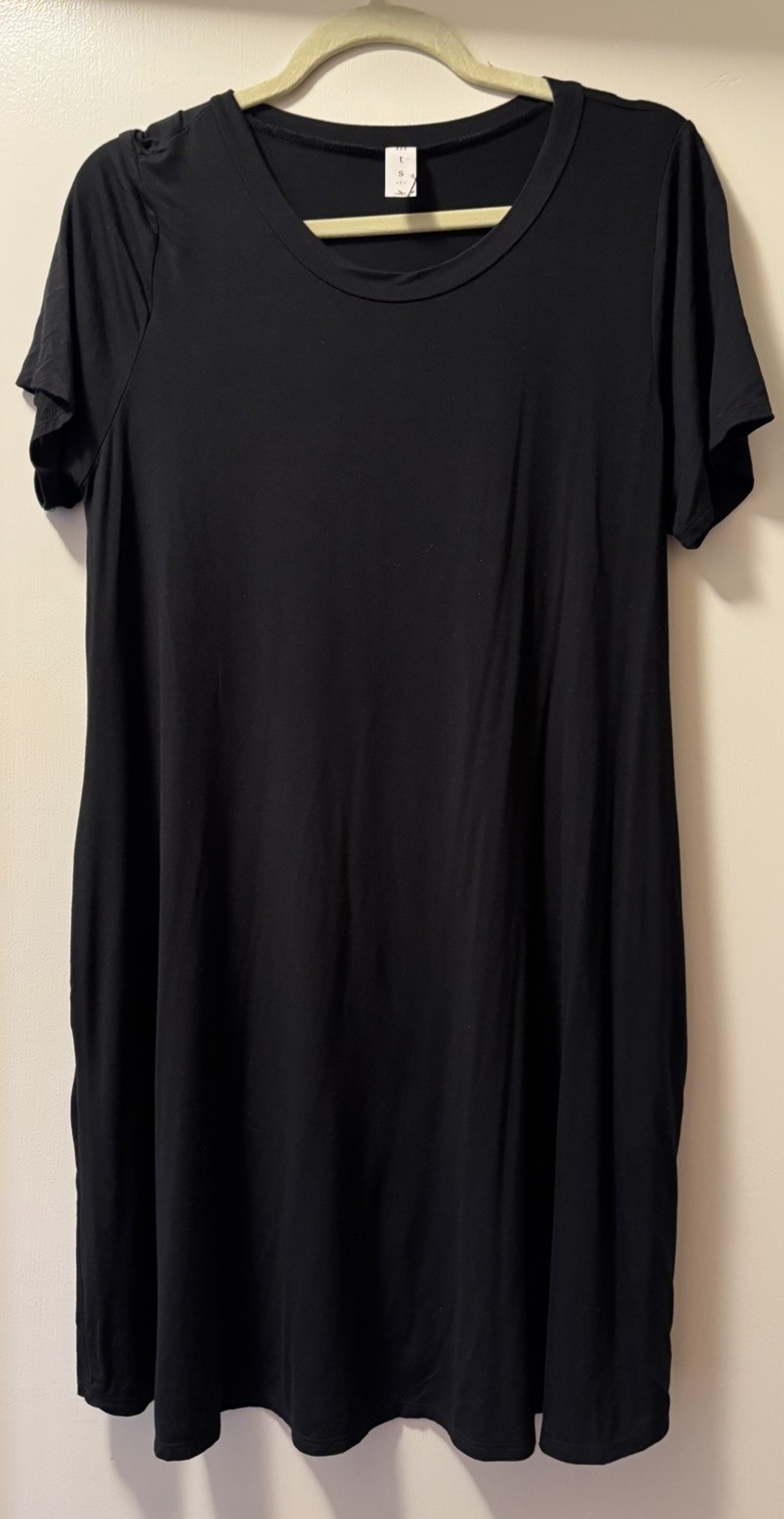 MTS short black dress L, never worn