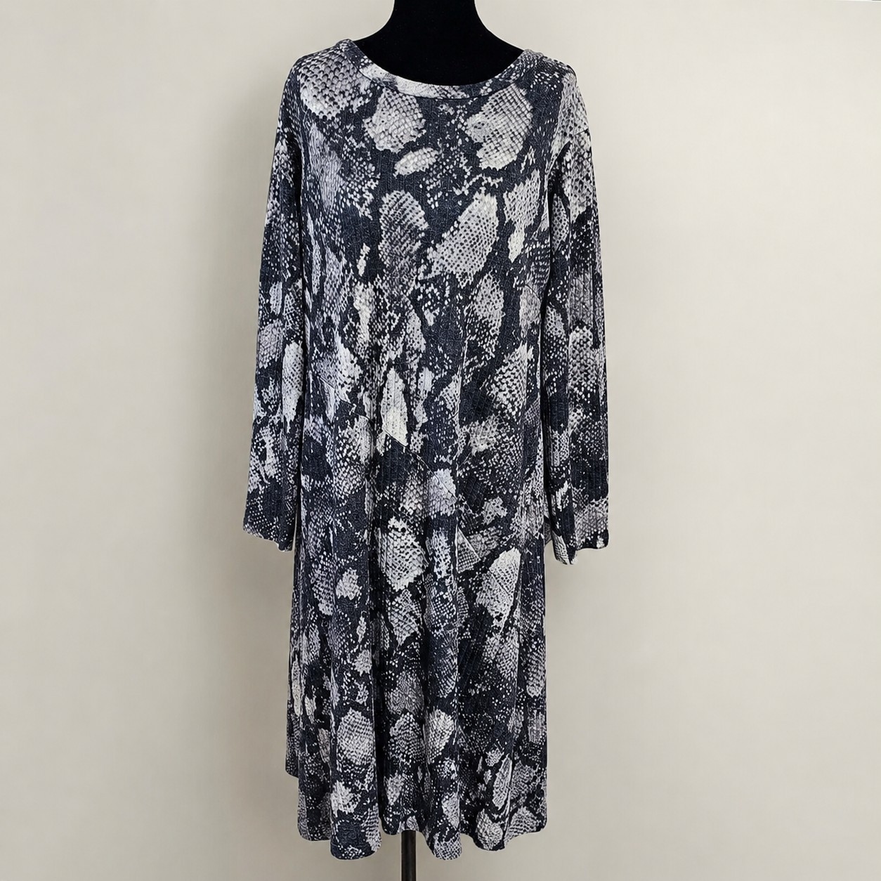 EST. 1946 Snake Print Dress Plus Size 14/16W Rayon Blend A-Line Midi Stretch