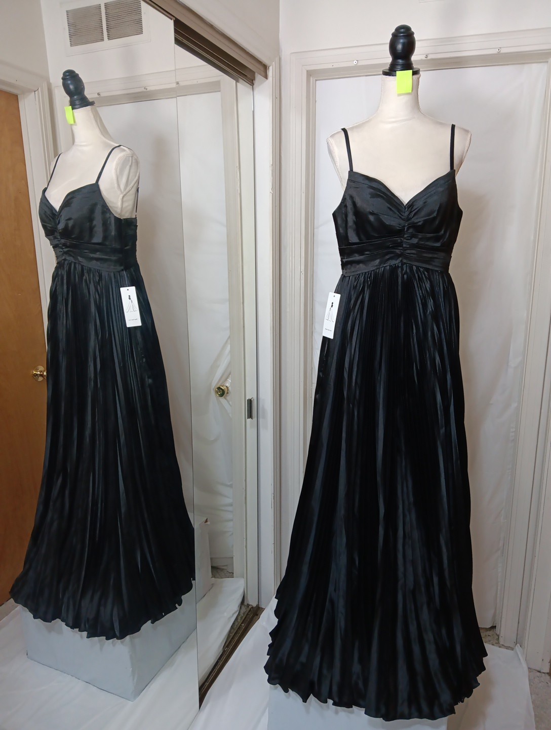 Women’s Black Stain Formal Dress Size S