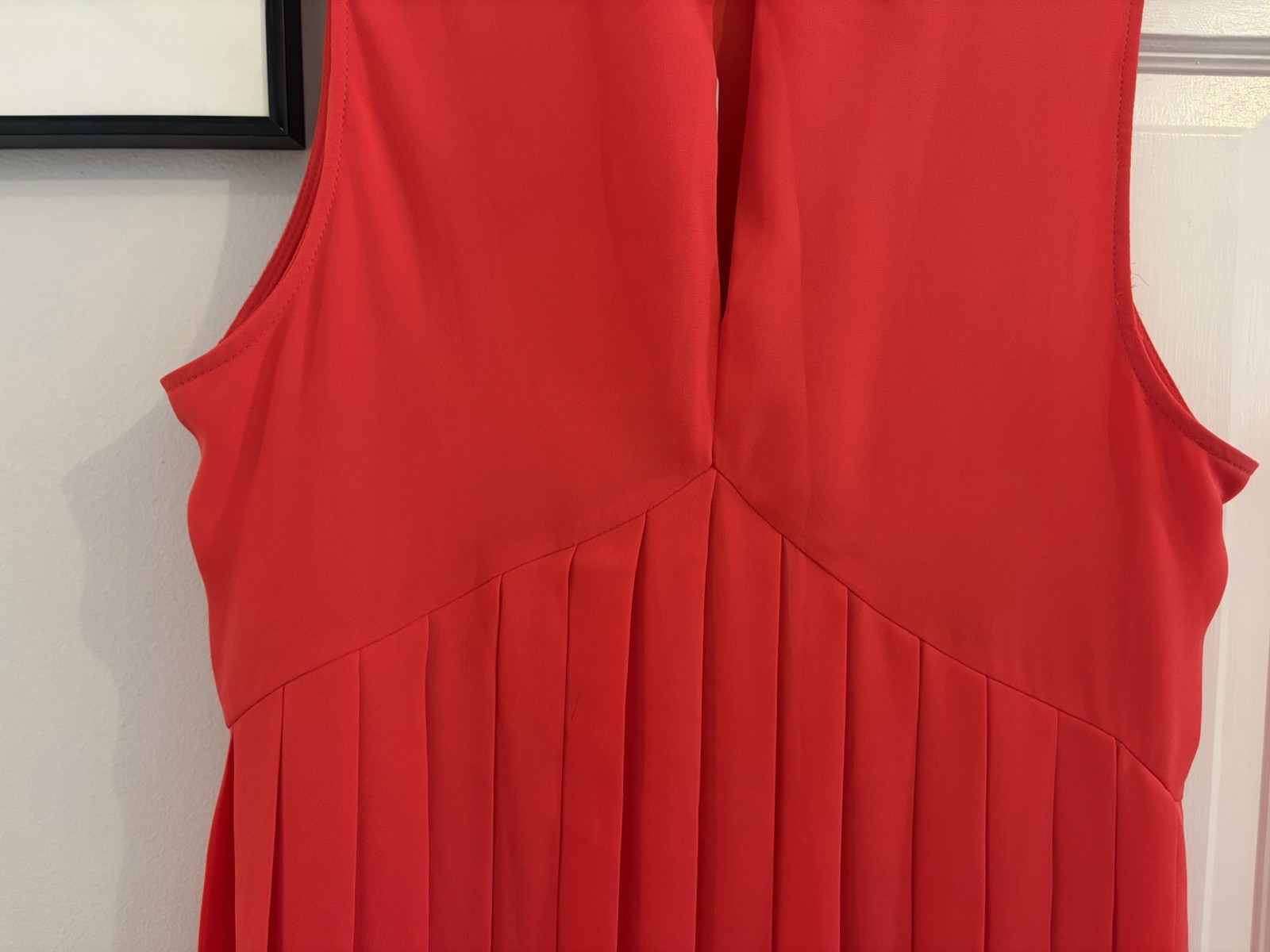 DR2 by danielrainn Coral Red Pleated Sleeveless Shift Dress Round Neck M