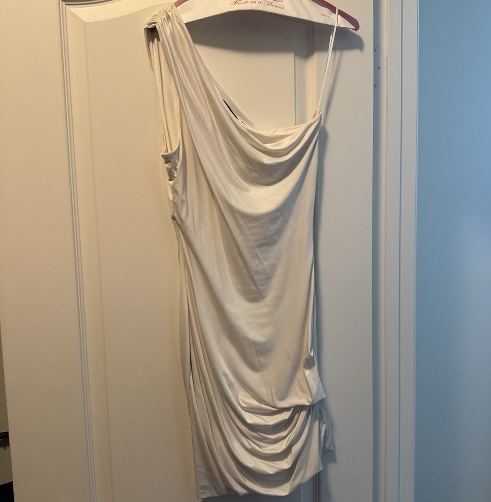 GUESS white one-Shoulder mini dress, size M