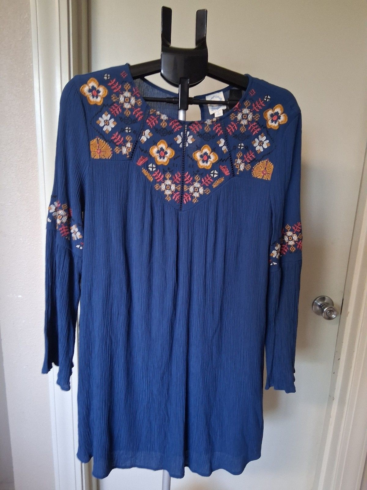 Francesca’s Blue Rain Boho Peasant Embroidered Long Sleeve Babydoll Mini Dress L