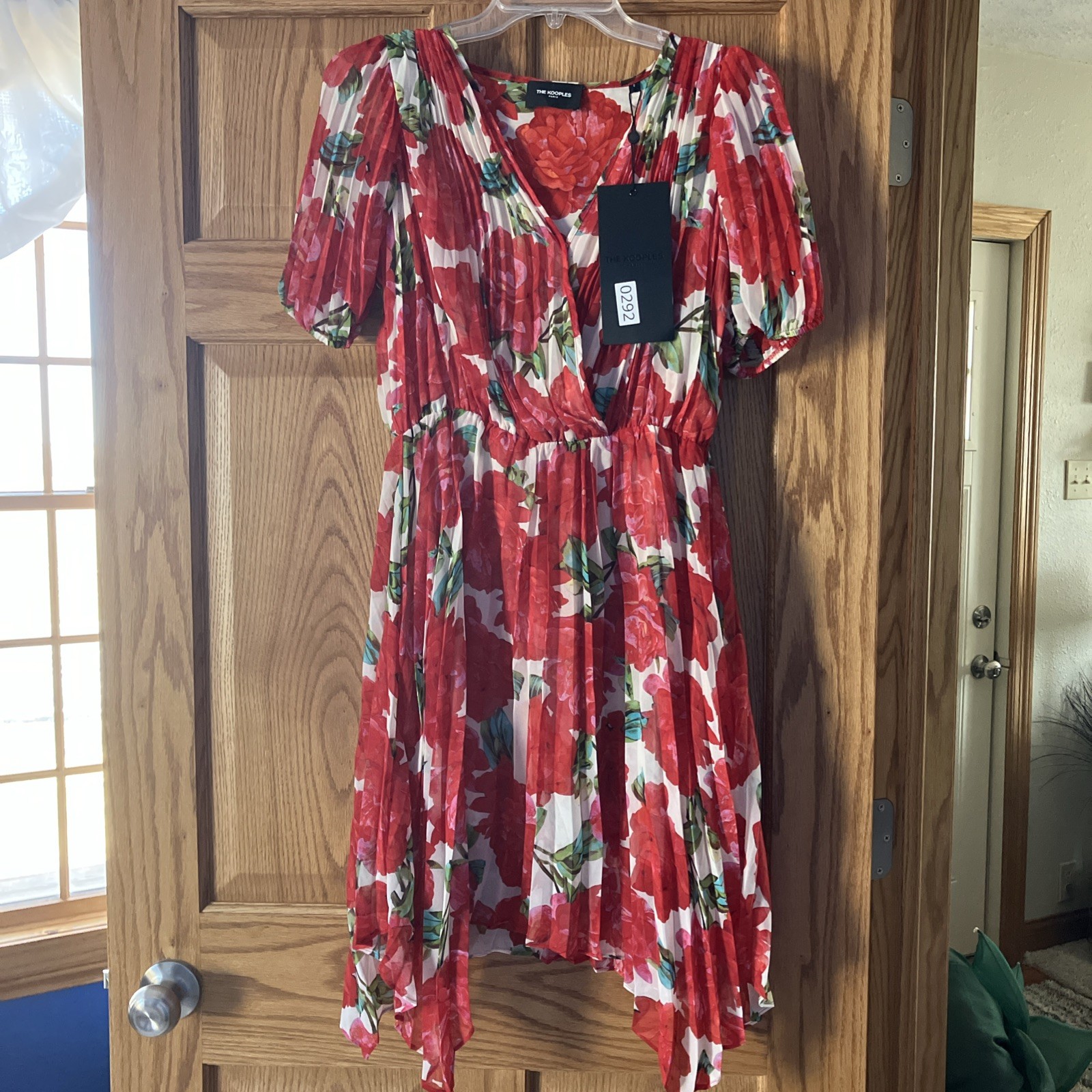 NWT The Kooples Red Floral Roses Pleated Midi Dress Handkerchief Hem Sz 2 PRETTY