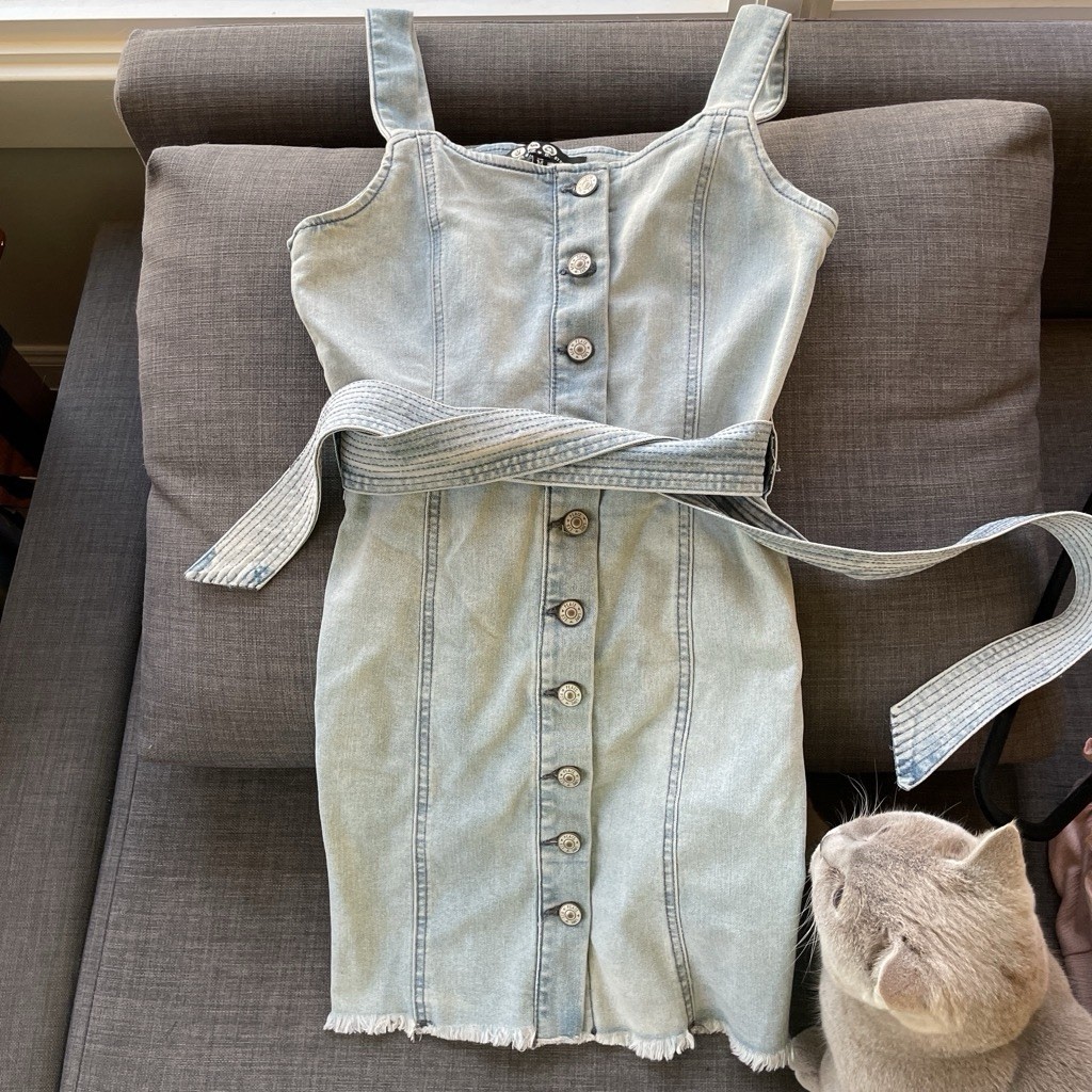 Woman’s Blue Denim Mini Dress Cute Summer Size 4 Size 6