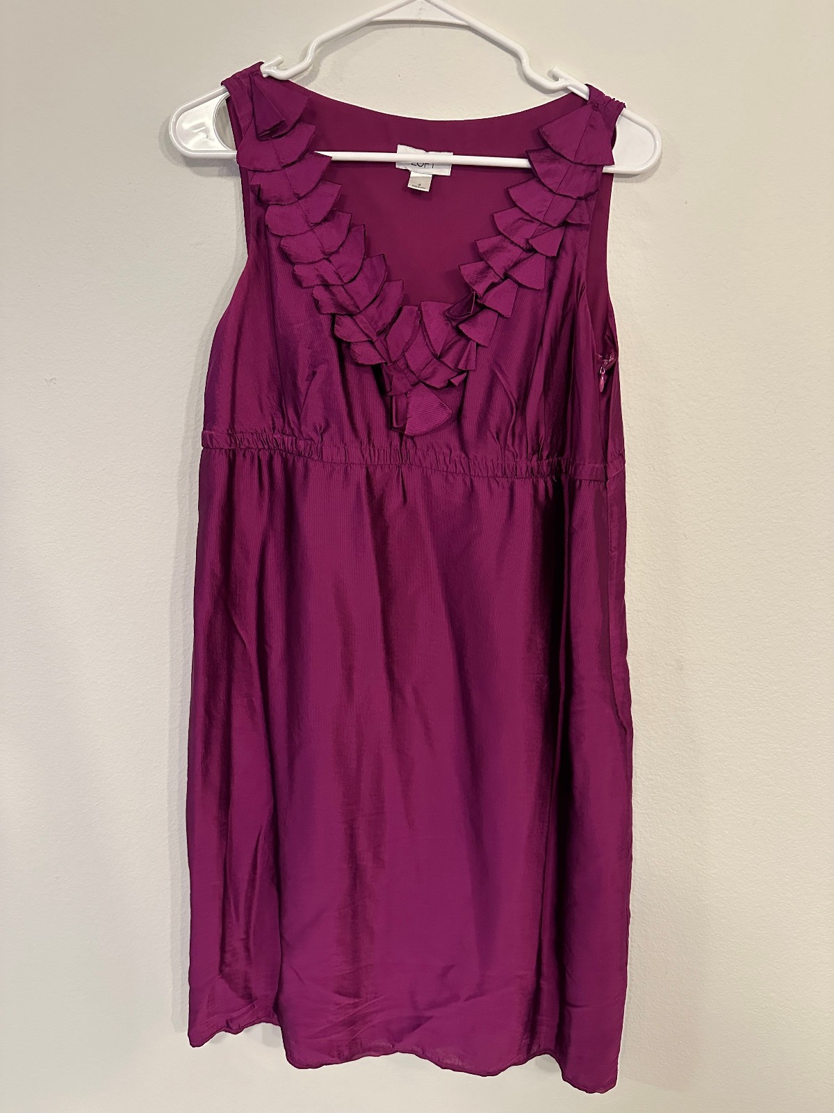 LOFT Purple Sleeveless Ruffle Neck Dress Womens 4 Rayon Nylon Lined Knee Length