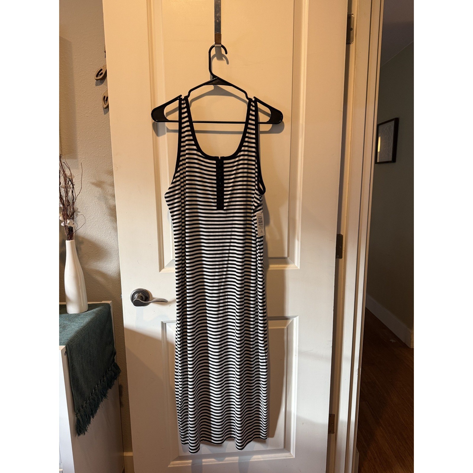 Torrid Black White Striped Ribbed Hook Eye Front Midi Bodycon Tank Dress Womens