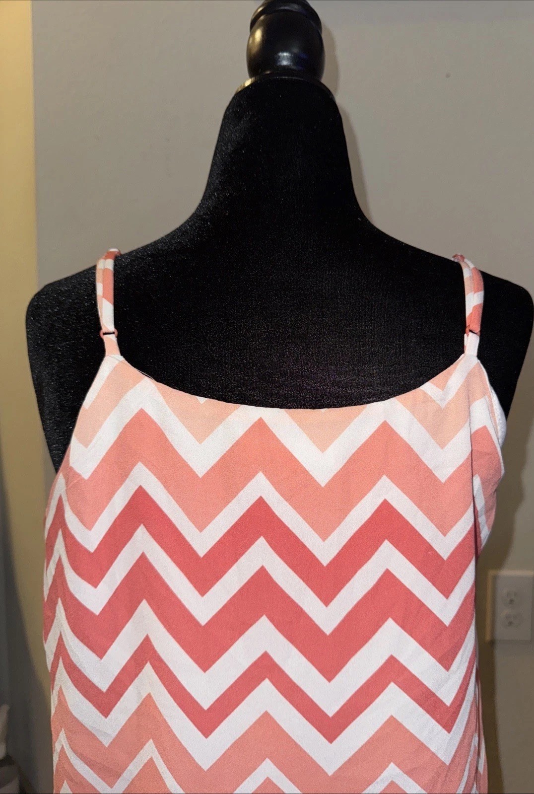 Cloud Sky 100% Polyester Sleeveless Chevron Pattern Peach & White Small Sundress