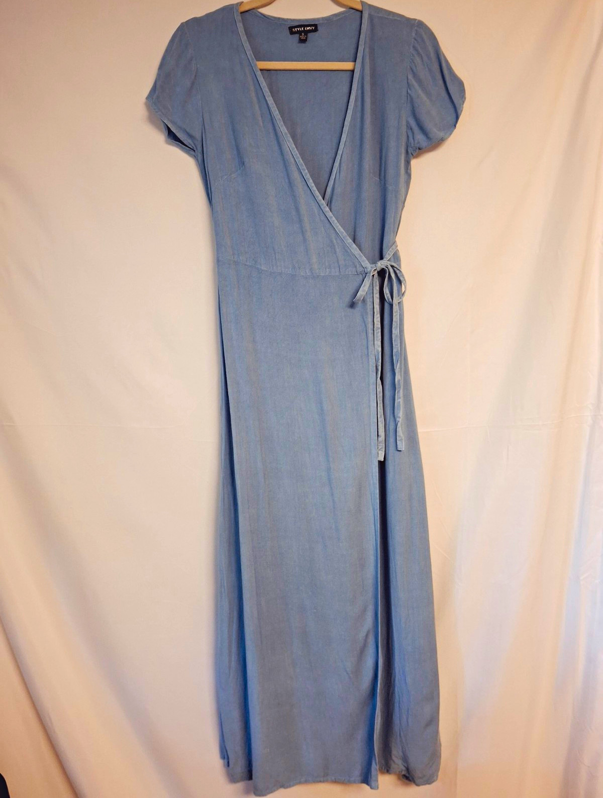 Style Envy Women Blue Chambray Wrap Maxi Dress V-Neck Short Sleeve Size S