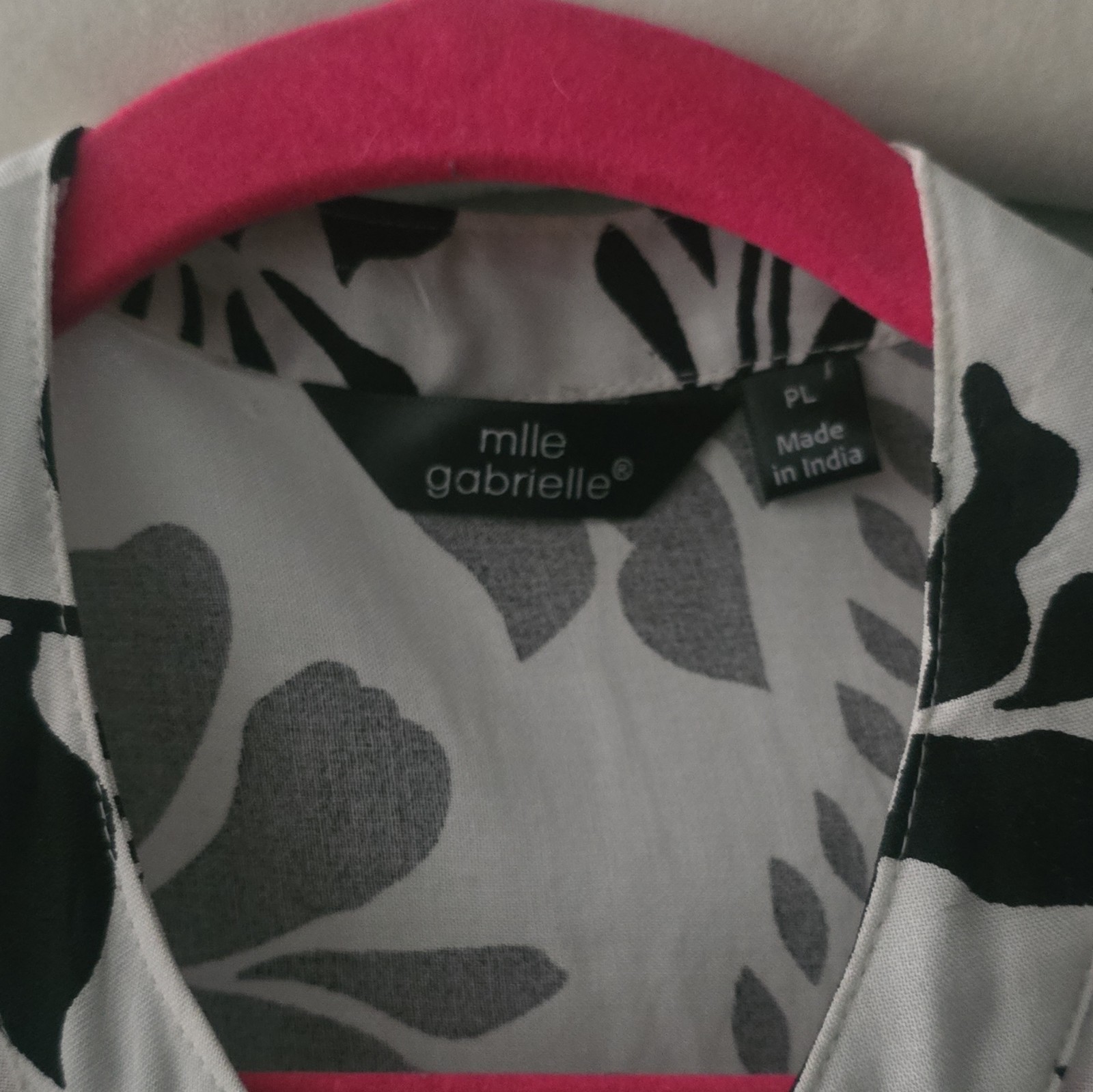 Mlle Gabrielle Floral Shirt Dress Button-Front V-Neck 3/4 Sleeve PLT