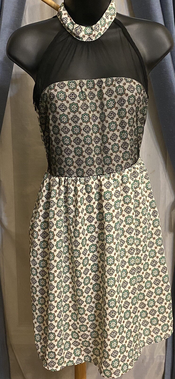 Women’s Sleeveless Halter Neck A-Line Short Sundress Boho Floral Green XS