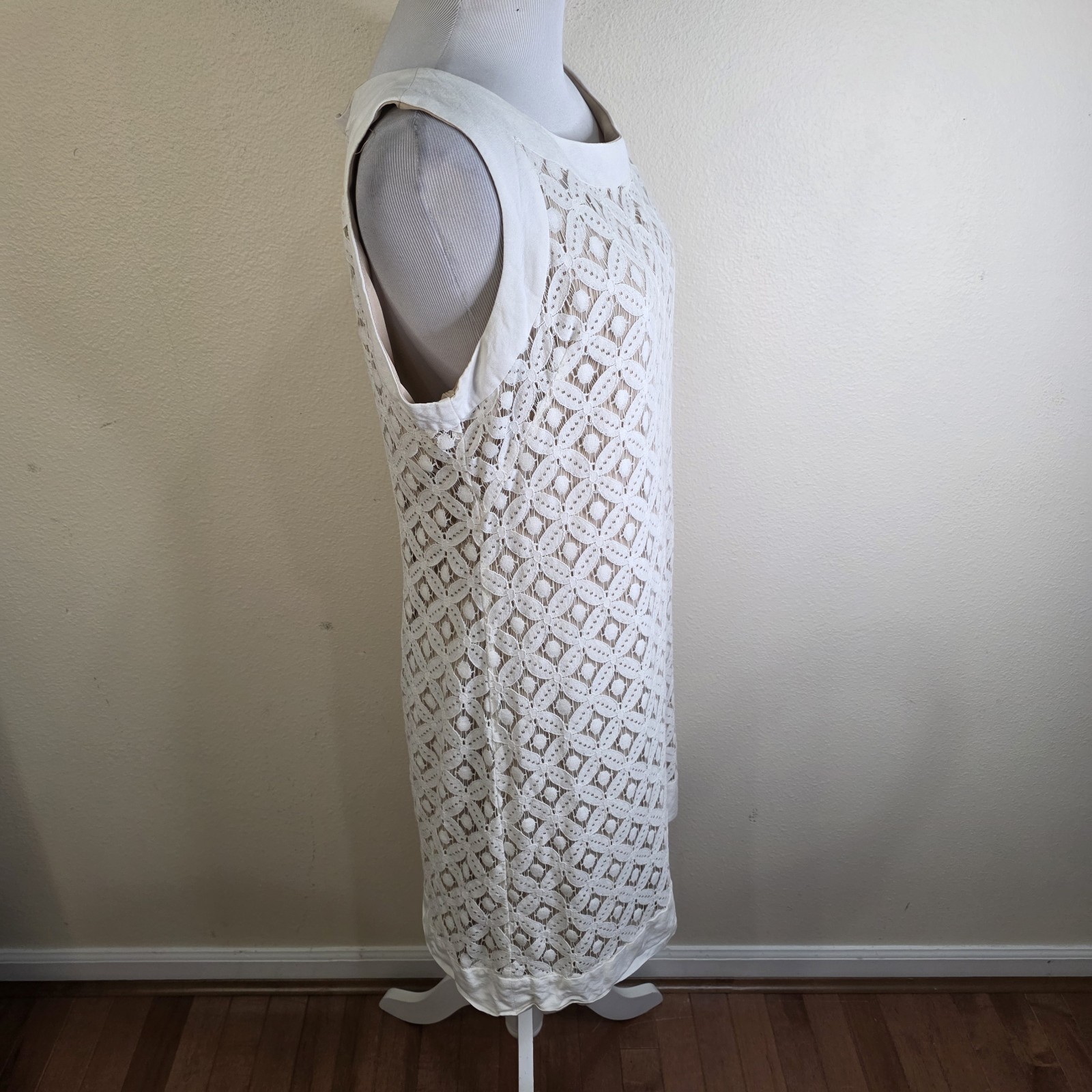 Sharagano Ivory Ramie Blend Mod Lace Shift Dress Size 12 Sleeveless