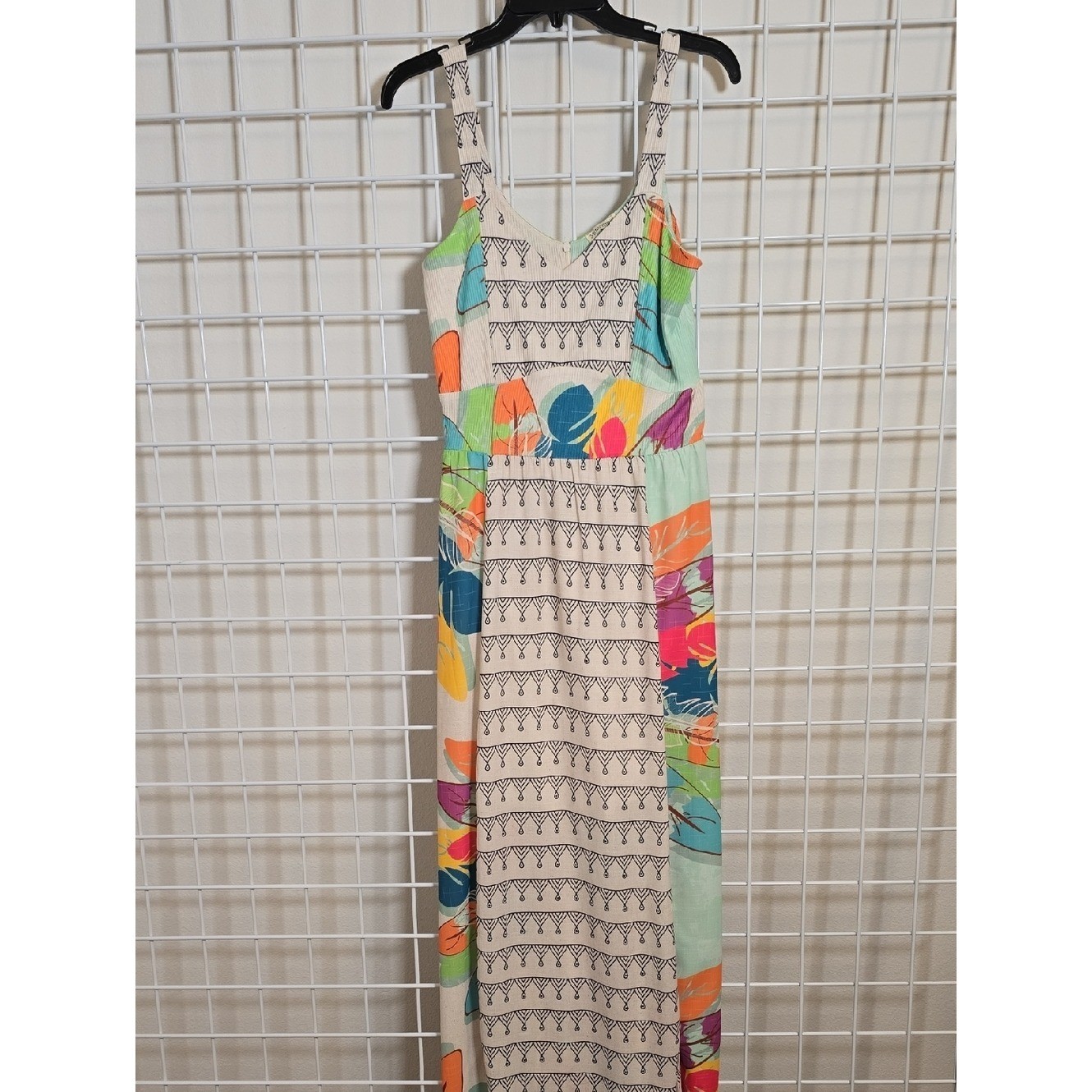 Tropical Colorful Leaf Pattern Yumarimel Brazilian Maxi Dress Size Medium NWT