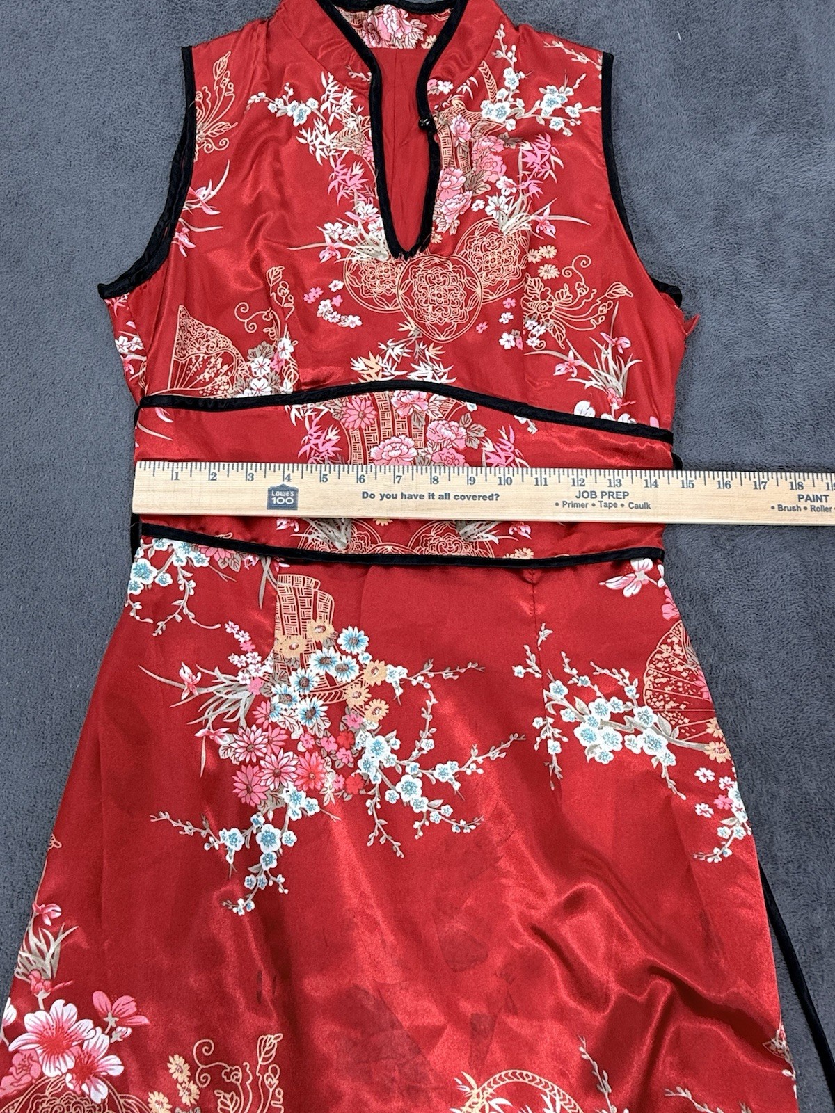 Red Asian Chinese Cheongsam Style Dress Up Women’s Size 8 Floral Satin Damaged