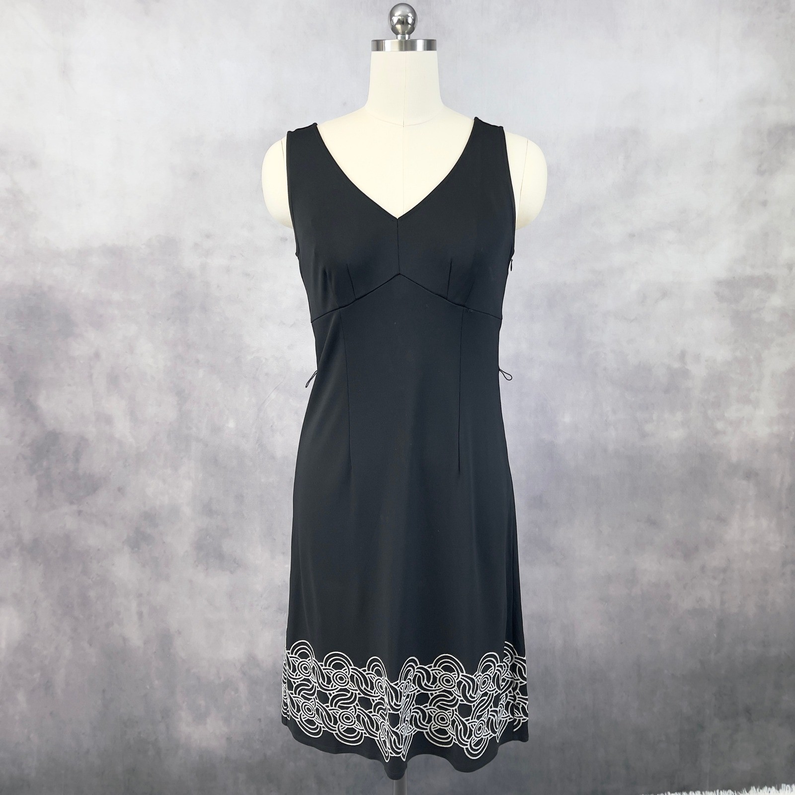 Loft Womens Babydoll Sheath Dress Size 6 Minimal Dark Office Clean Girl Whimsy