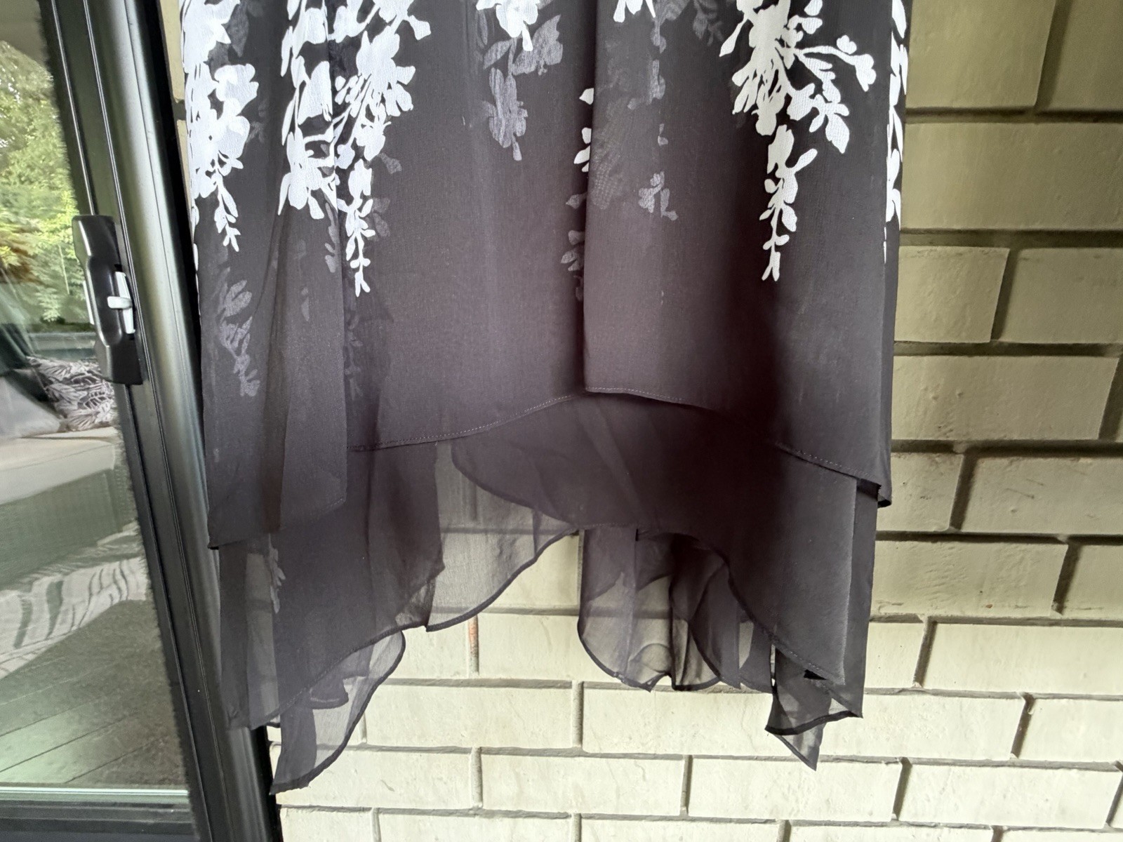 White House Black Market Black/White Floral Strapless Chiffon Midi Dress 6