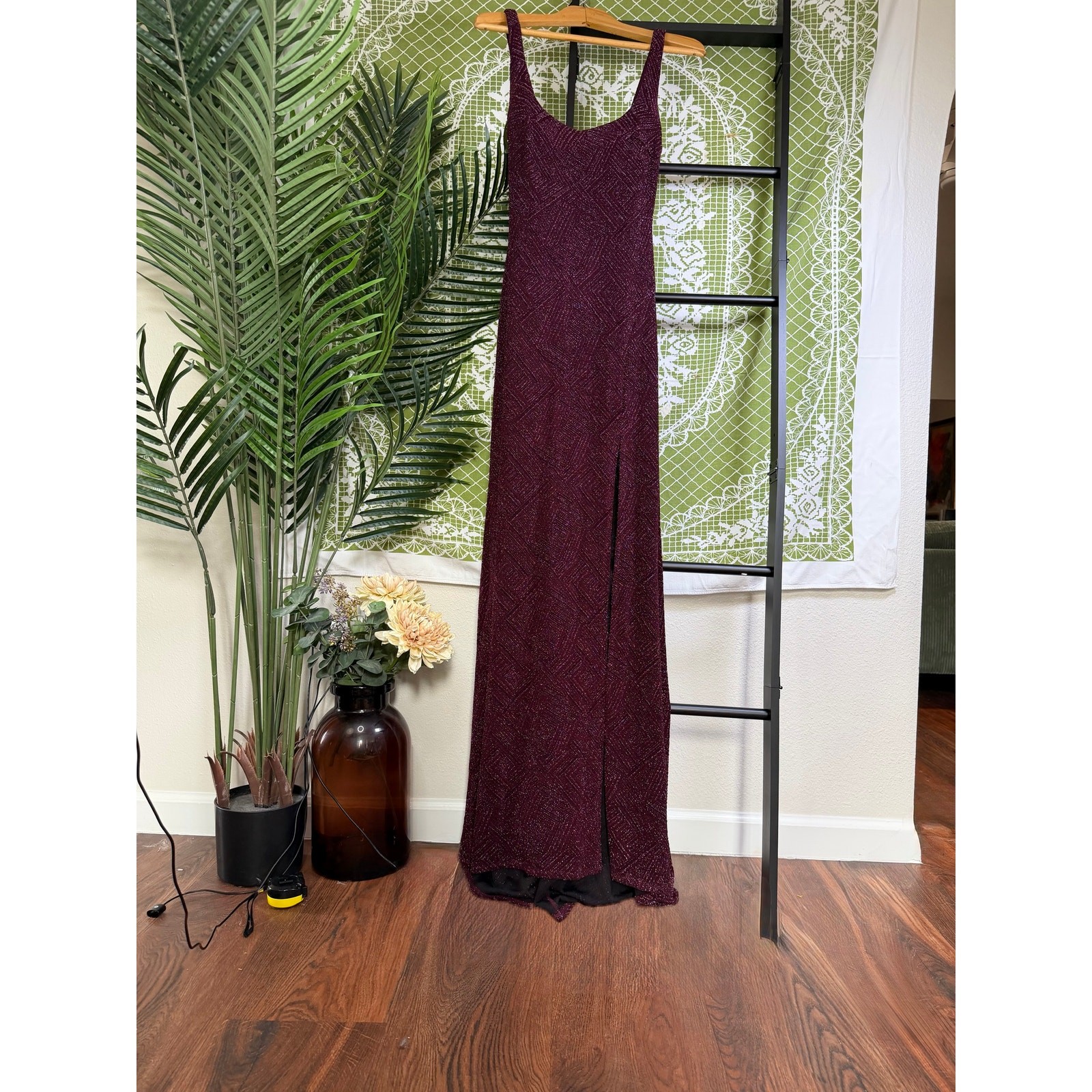 Sequin Hearts Maroon Glitter Geometric Maxi Dress Side Slit Sz 5