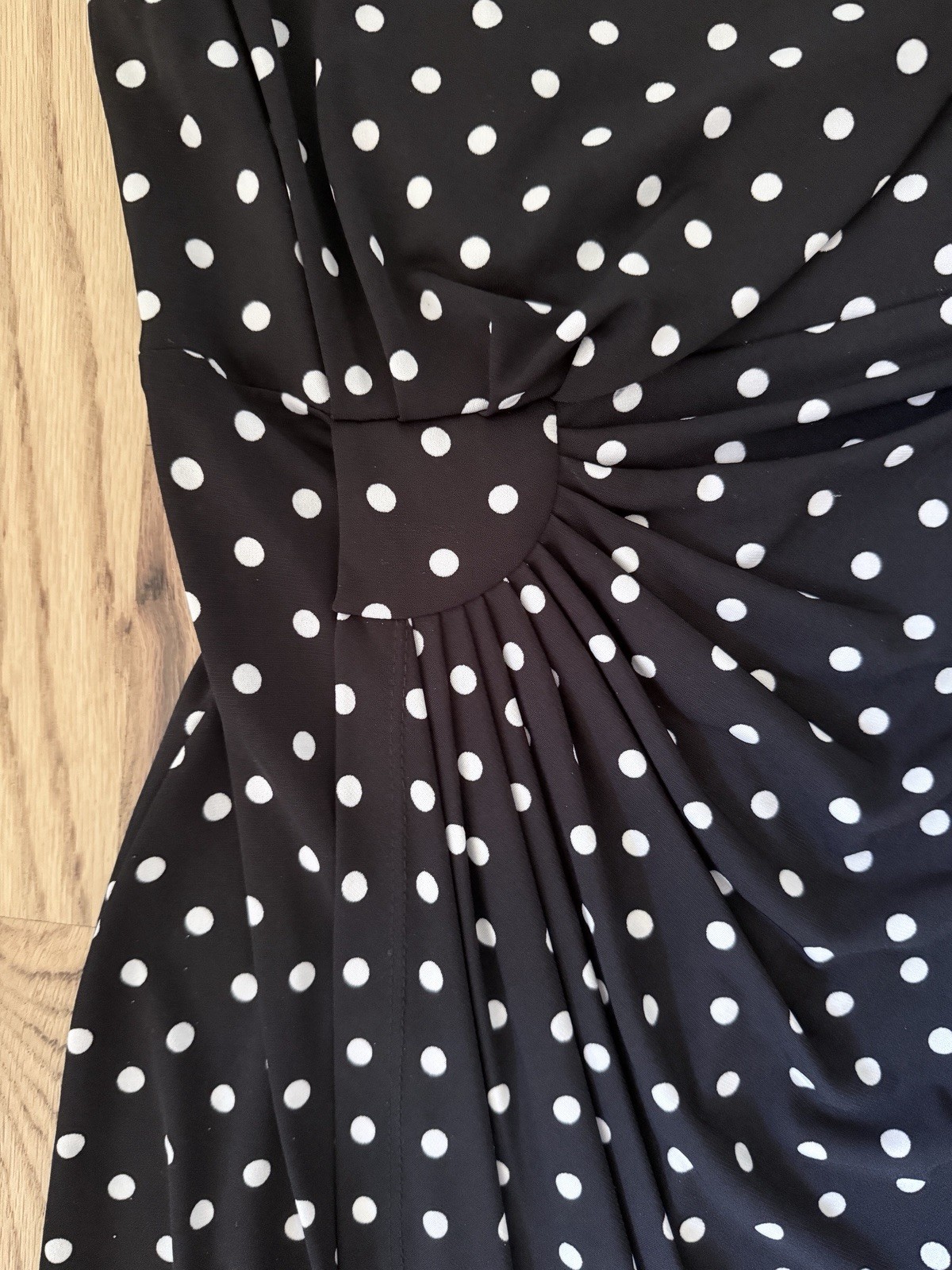 CONNECTED Black White Polka Side Ruched Wrap Boat Neck Knee Length Sheath – 6
